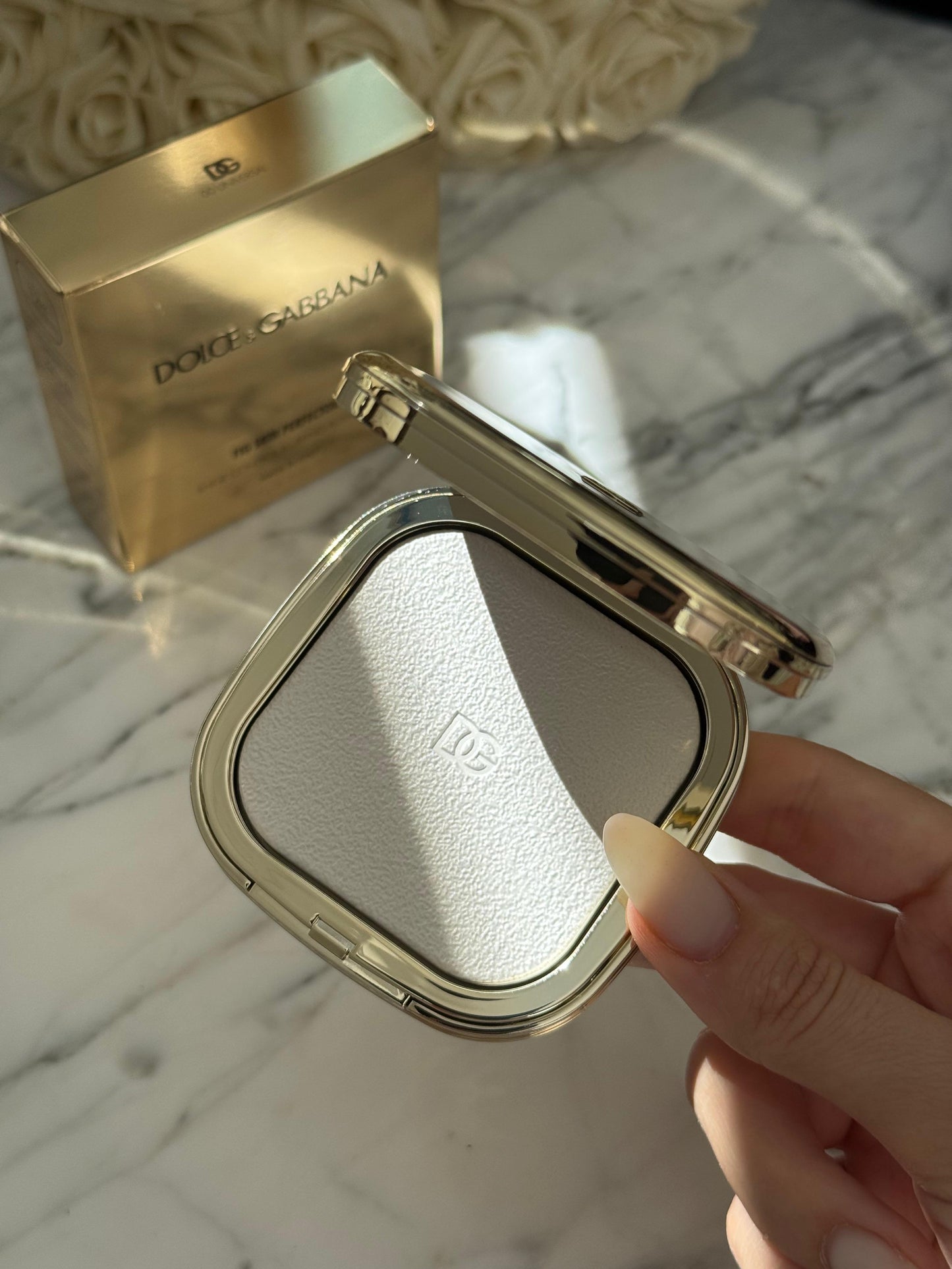 DOLCE&GABBANA Fig Skin Perfector
Shine Control Blurring Powder