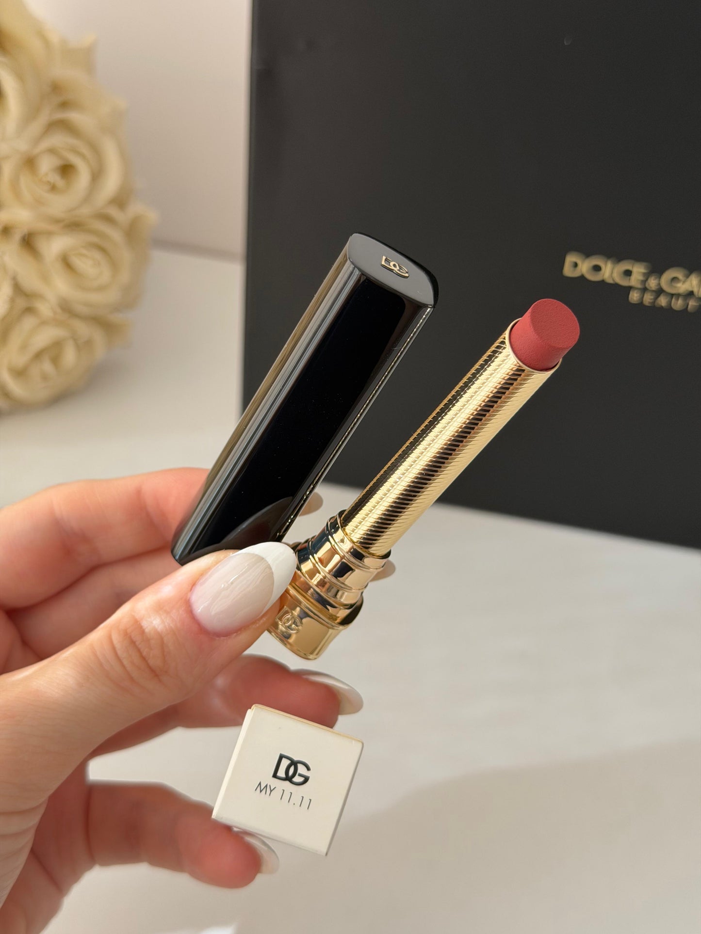 DOLCE&GABBANA My Comfy Matte Lipstick - My 11.11
Instant Rich Color & Hydration Lip Stylo
