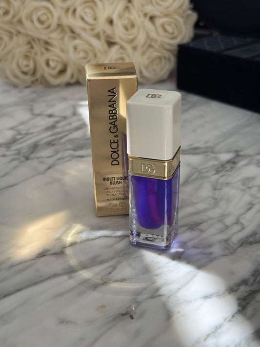 DOLCE & GABBANA Violet Liquid Blush
24H Hydrating Non-sticky pH Reacting