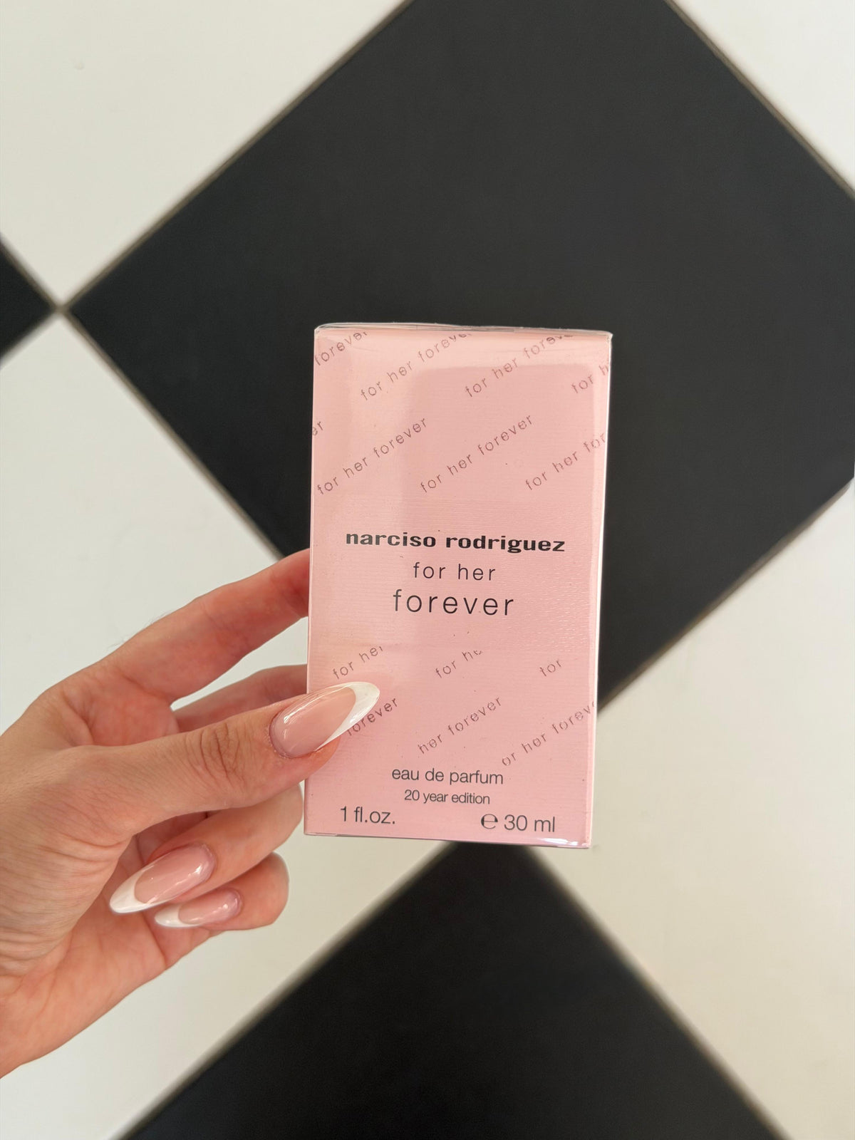 NARCISO RODRIGUEZ
For Her Forever Eau De Parfum - 20 Year Edition