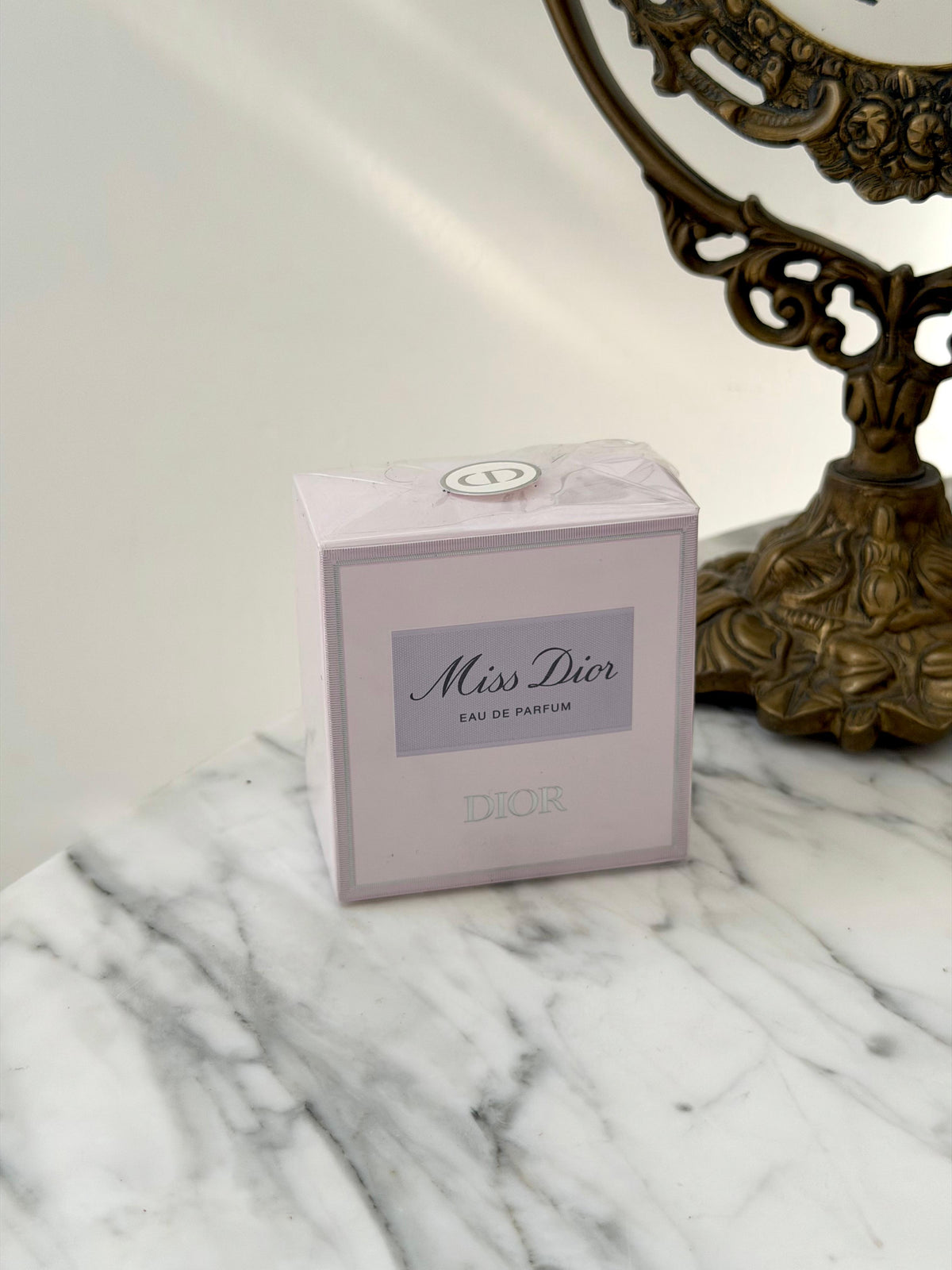 DIOR Miss Dior Eau De Parfum - Velvety and Sensual Notes
