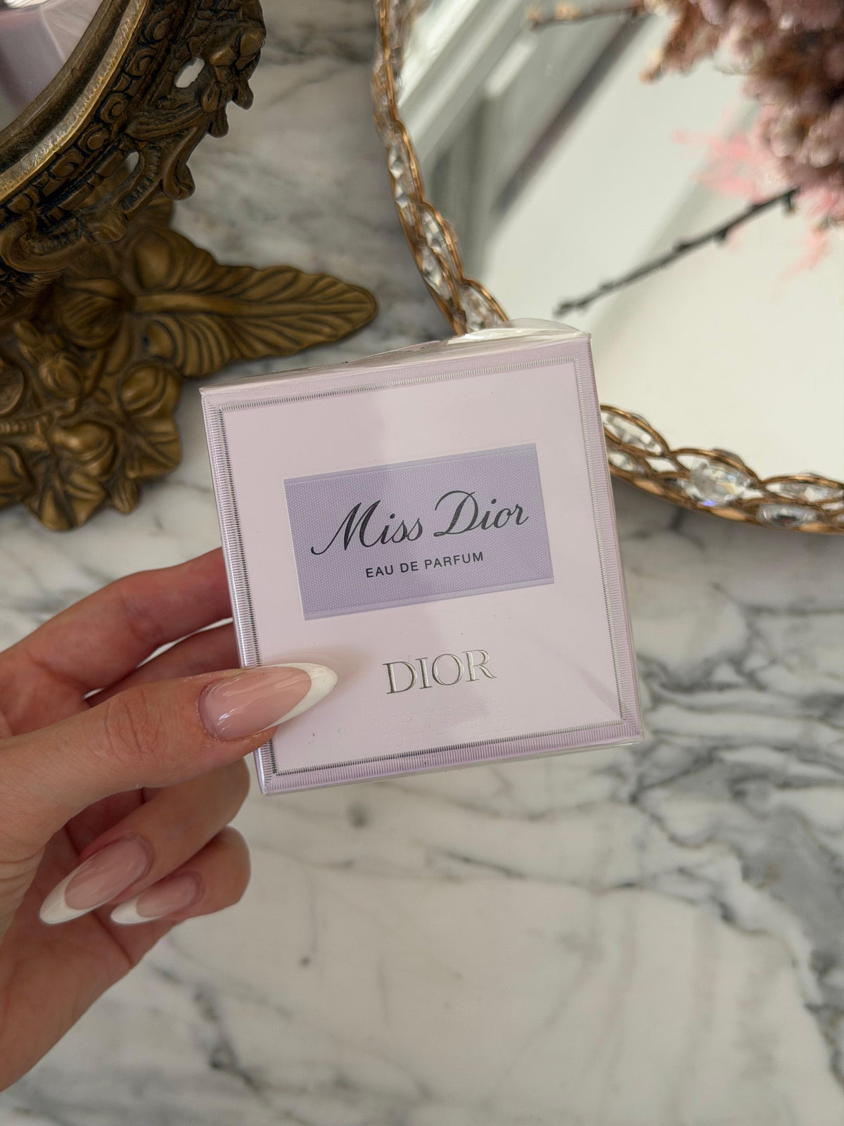 DIOR Miss Dior Eau De Parfum - Velvety and Sensual Notes