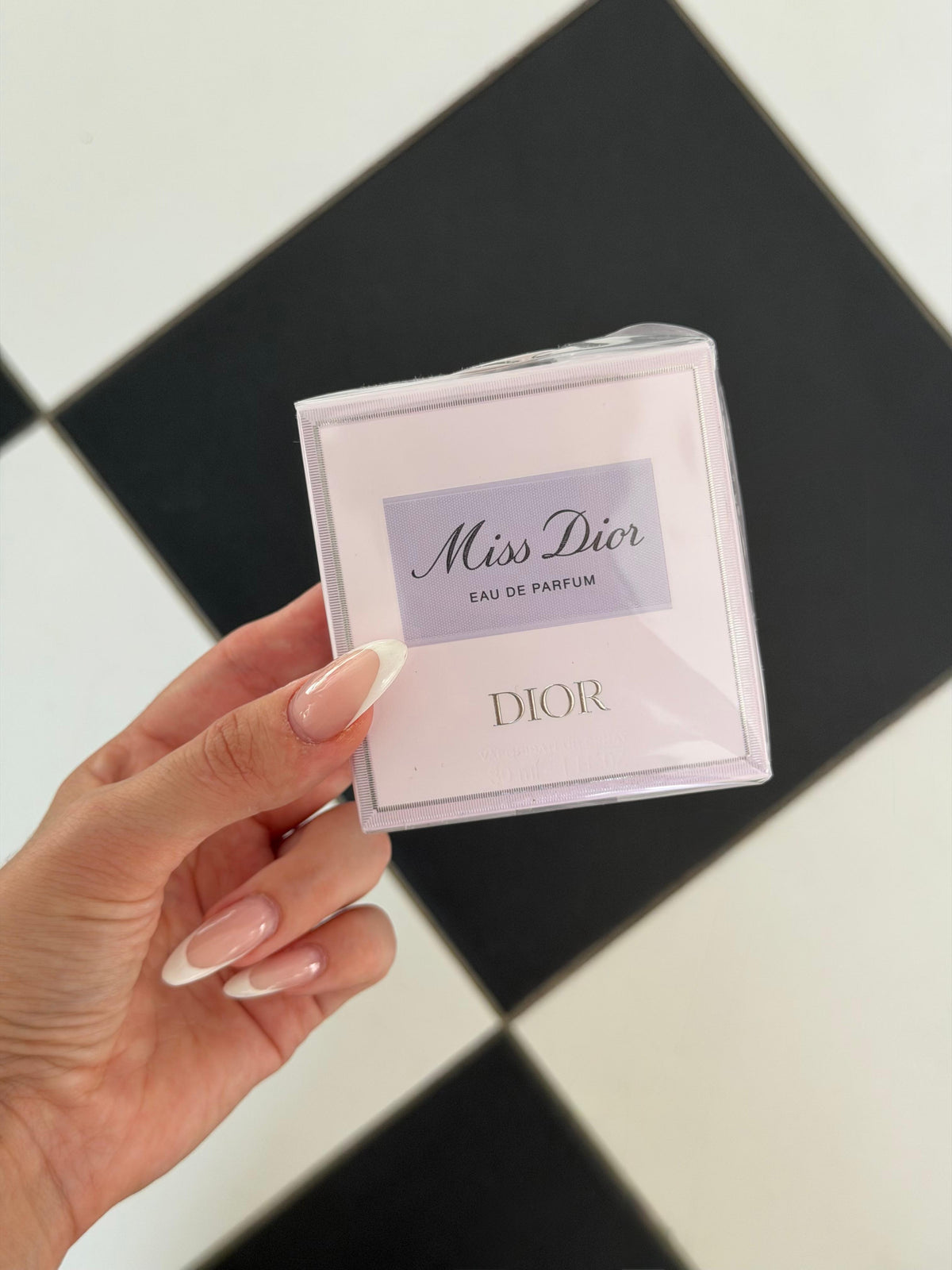 DIOR Miss Dior Eau De Parfum - Velvety and Sensual Notes