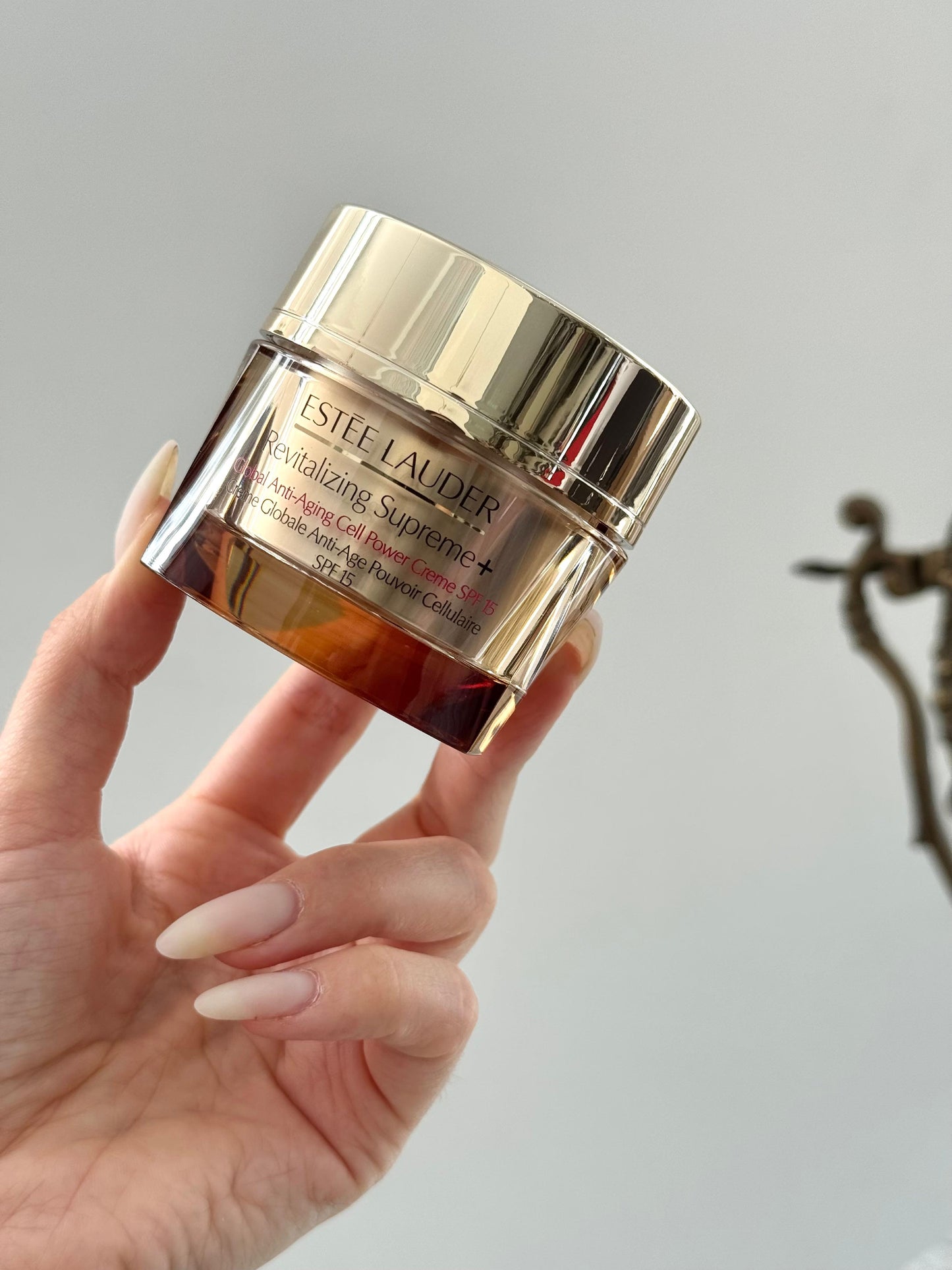 ESTÉE LAUDER Revitalizing Supreme+ SPF15
Global Anti-Aging Cell Power Creme