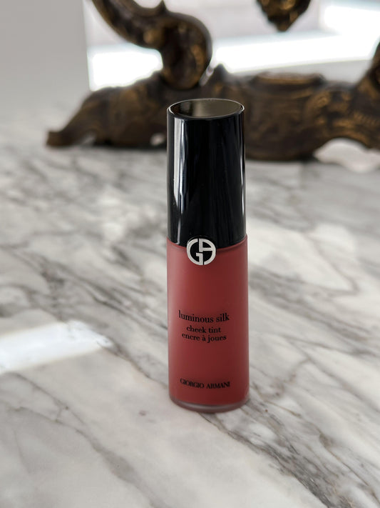 ARMANI Luminous Silk Cheek Tint - 
Skin-Fusing Liquid Blush (65)