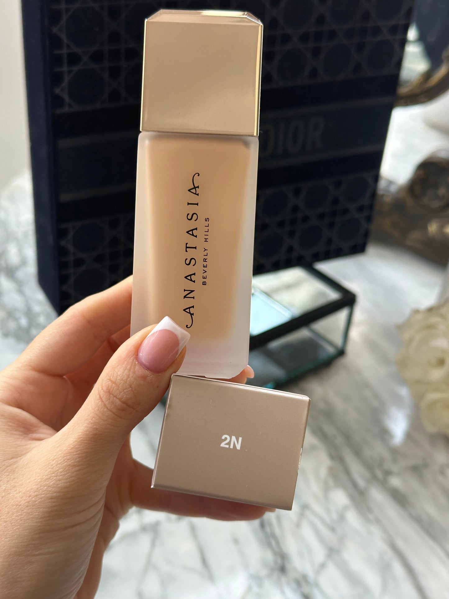 ANASTASIA BEVERLY HILLS Impeccable - Blurring Second-Skin Matte Foundation