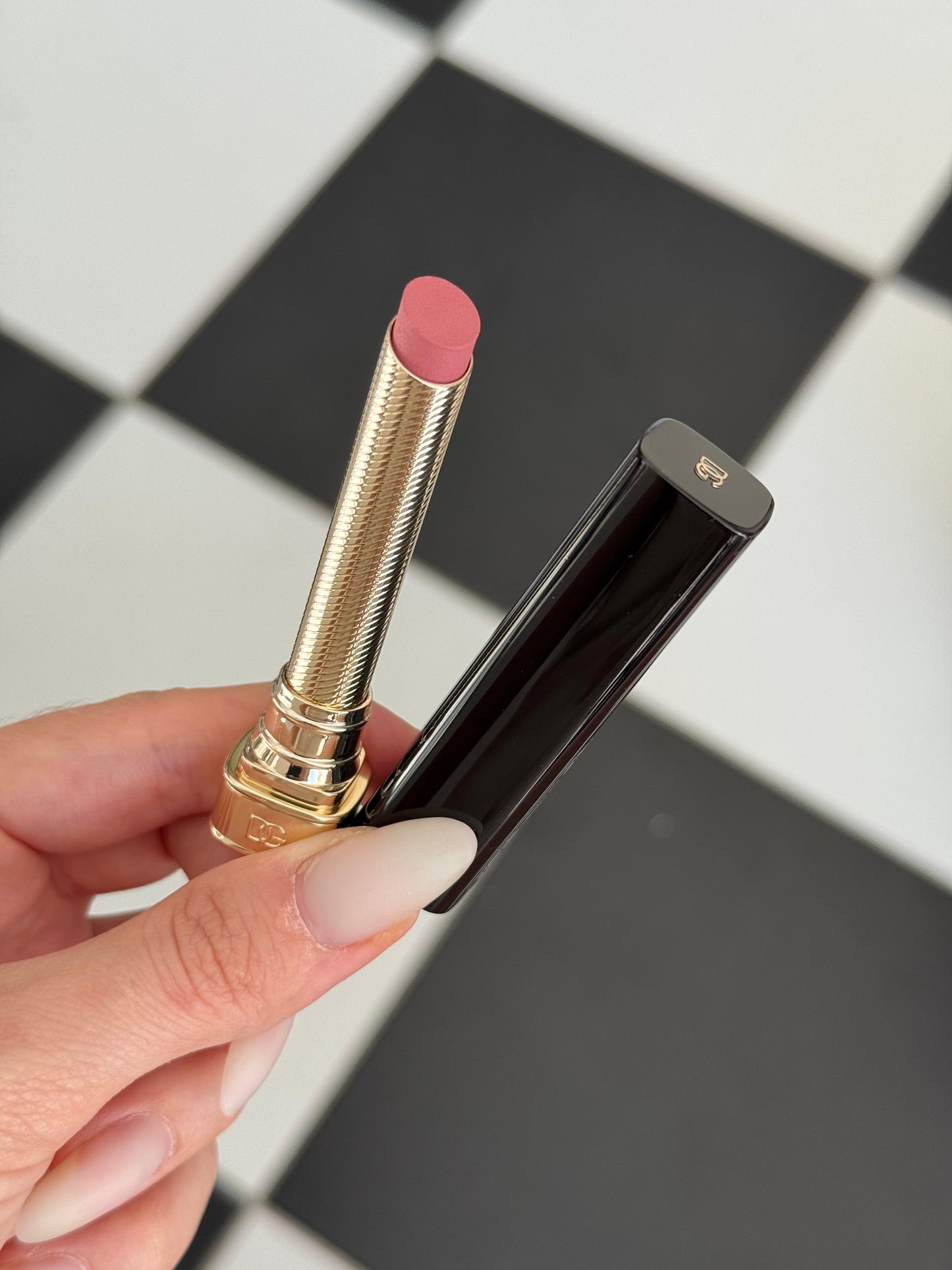 DOLCE&GABBANA My Comfy (13.01) Matte Instant Rich Color & Hydration Lipstick