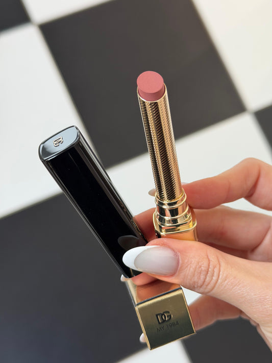 DOLCE&GABBANA My Comfy Matte Lipstick - My 1984
Instant Rich Color & Hydration Lip Stylo