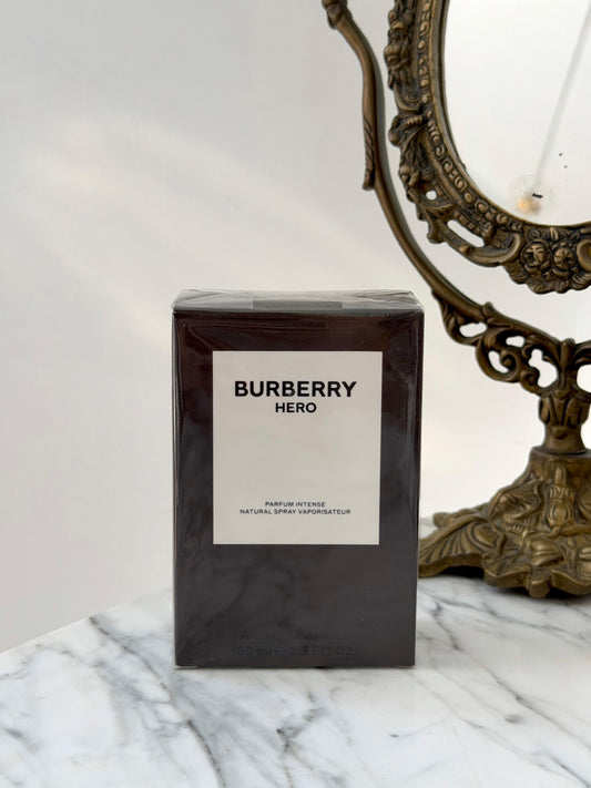 BURBERRY Hero Parfum Intense