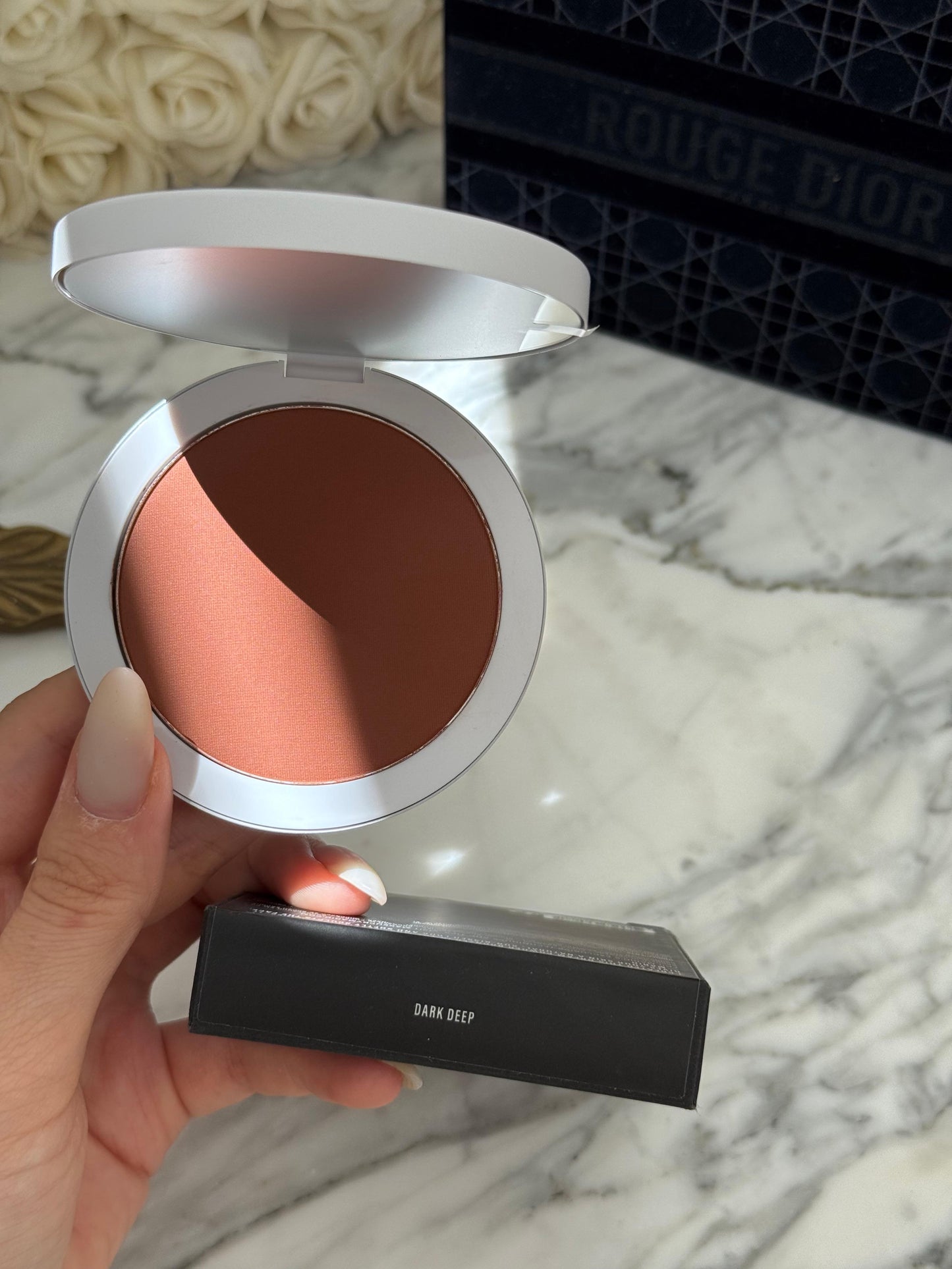 MAKEUP BY MARIO Softsculpt Powder Bronzer - Dark Deep