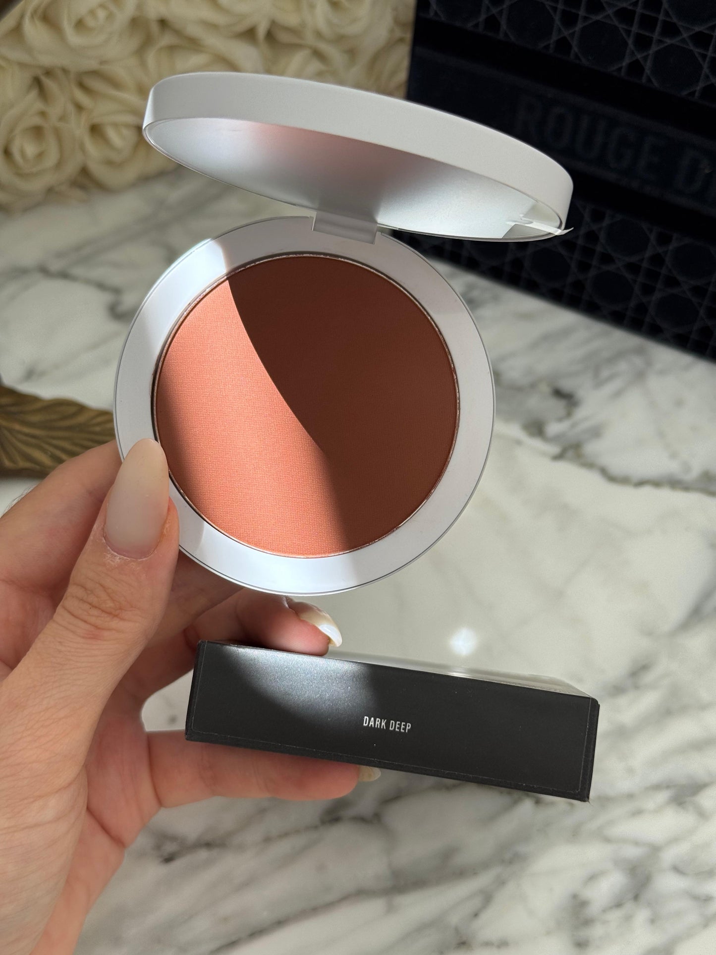 MAKEUP BY MARIO Softsculpt Powder Bronzer - Dark Deep