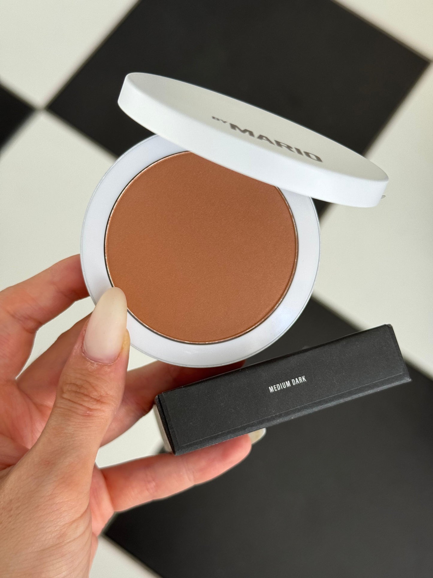 MAKEUP BY MARIO Softsculpt Powder Bronzer - Medium Dark