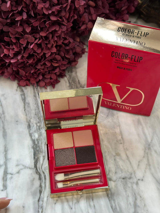 VALENTINO When In Paris
Color-Flip Eyeshadow Palette