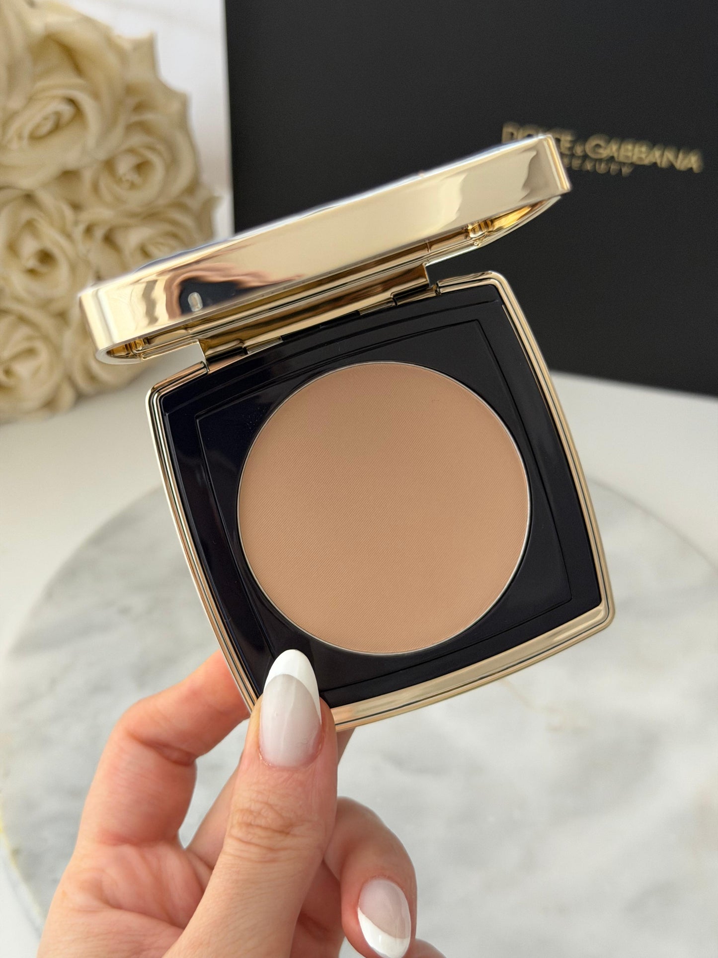 ESTEE LAUDER Double Power Stay-In-Place Powder Makeup (2N1)