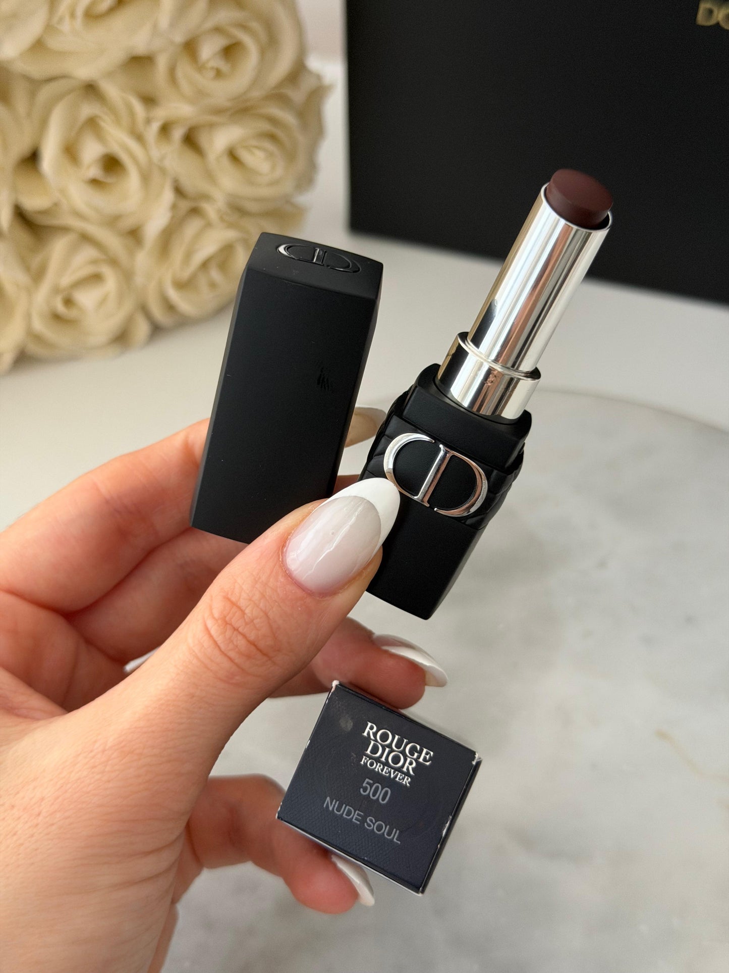 DIOR Rouge Forever (500)
Transfer-Proof Lipstick - Ultra Pigmented Matte Comfort