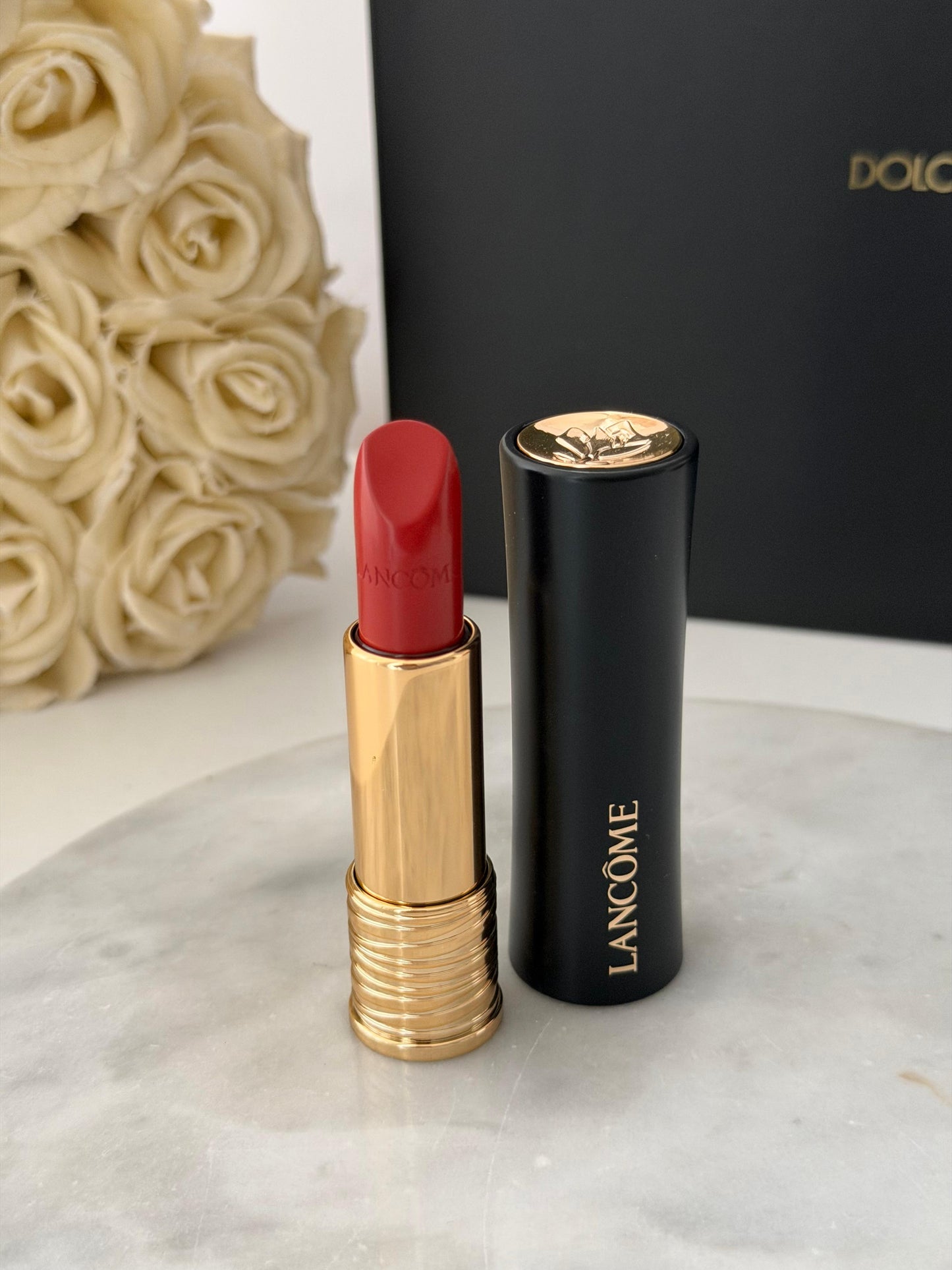 LANCÔME 
L'Absolu Rouge Cream Lipstick (182)
Luminous Cream Finish 18H