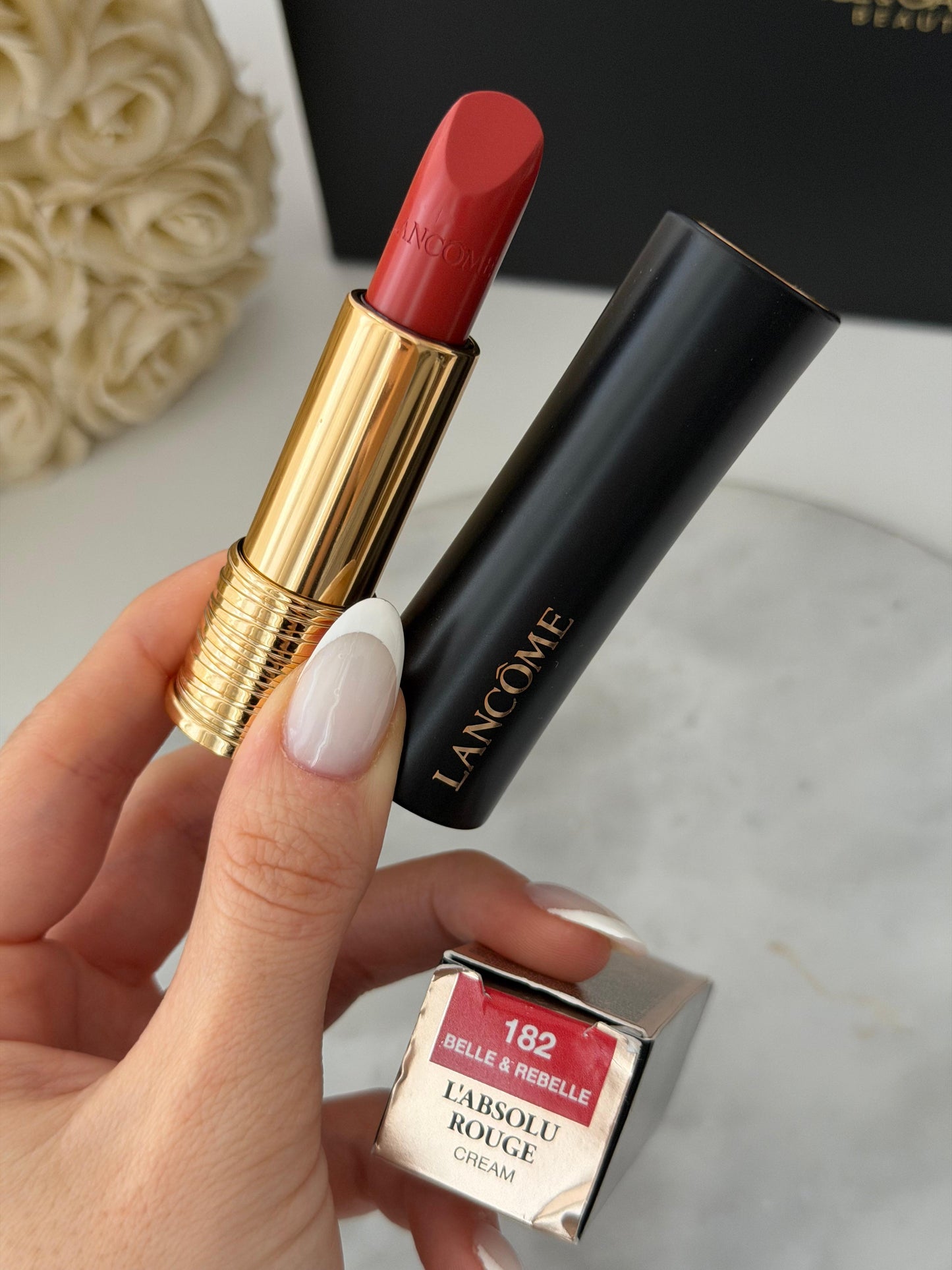 LANCÔME 
L'Absolu Rouge Cream Lipstick (182)
Luminous Cream Finish 18H