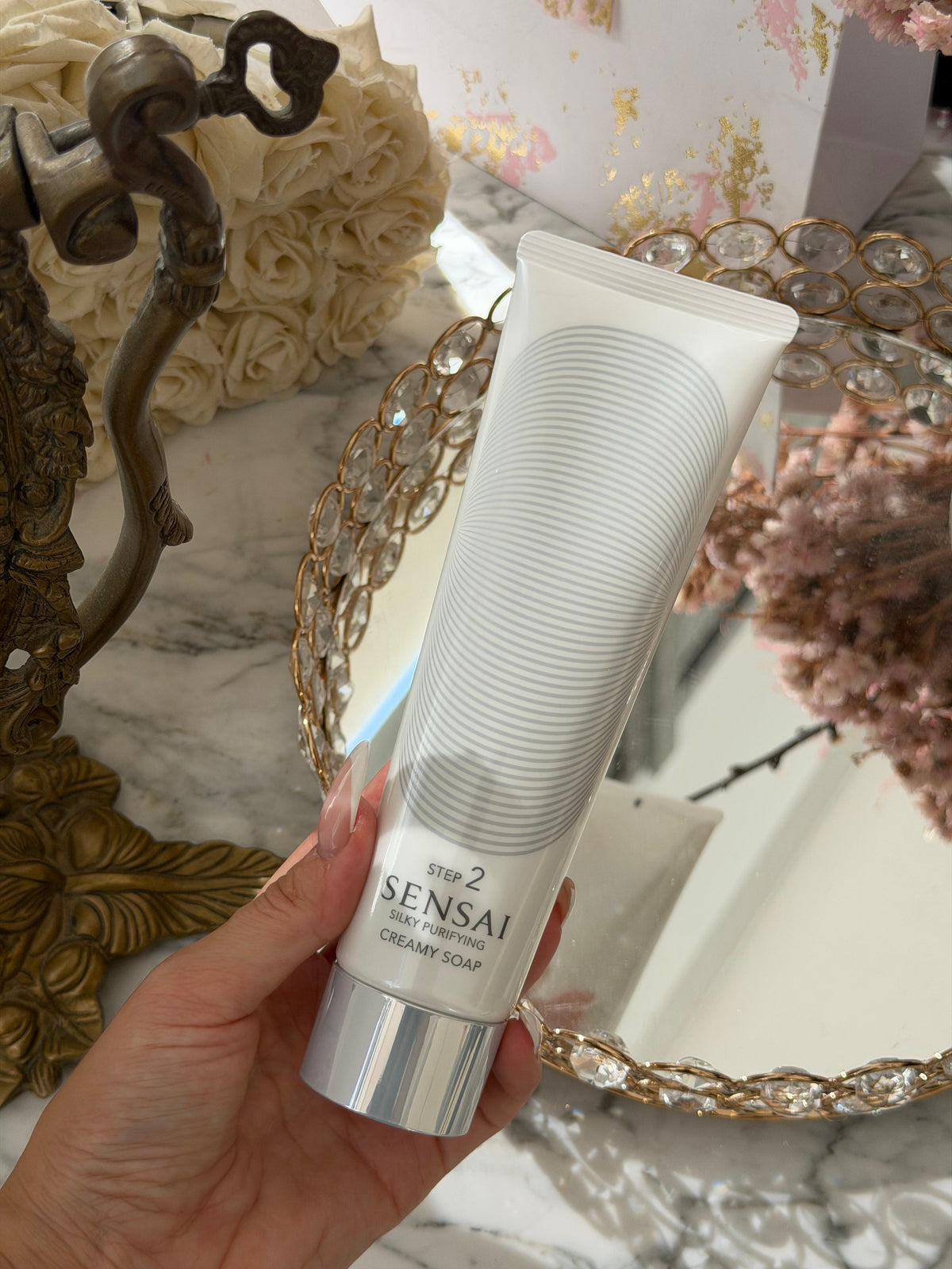 SENSAI Step 2 Silky Purifying
Creamy Soap