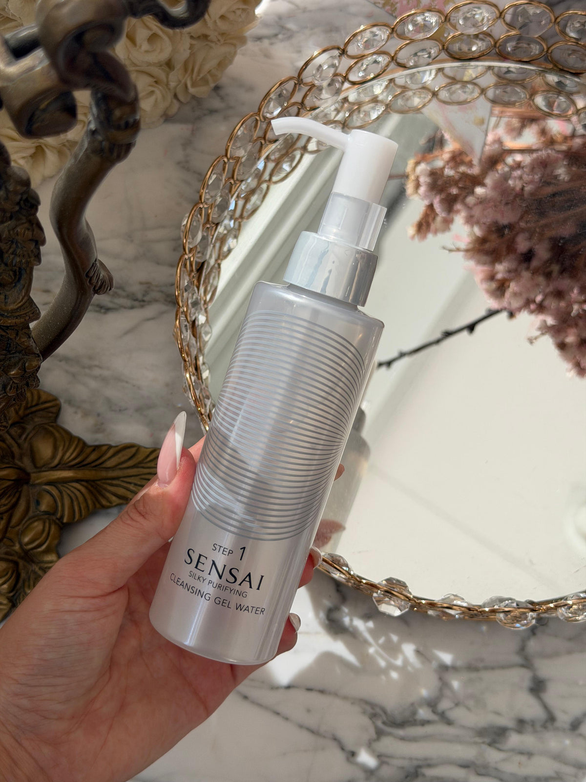 SENSAI Step 1 Silky Purifying
Cleansing Gel Water
