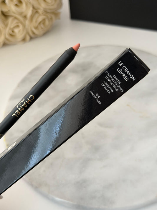 CHANEL Le Crayon Lèvres
Longwear Lip Pencil (154)