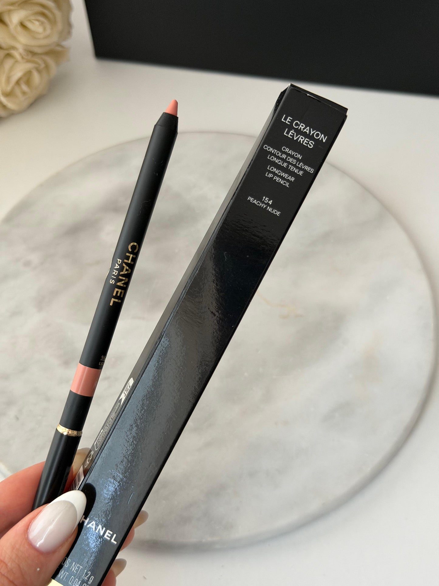 CHANEL Le Crayon Lèvres
Longwear Lip Pencil (154)