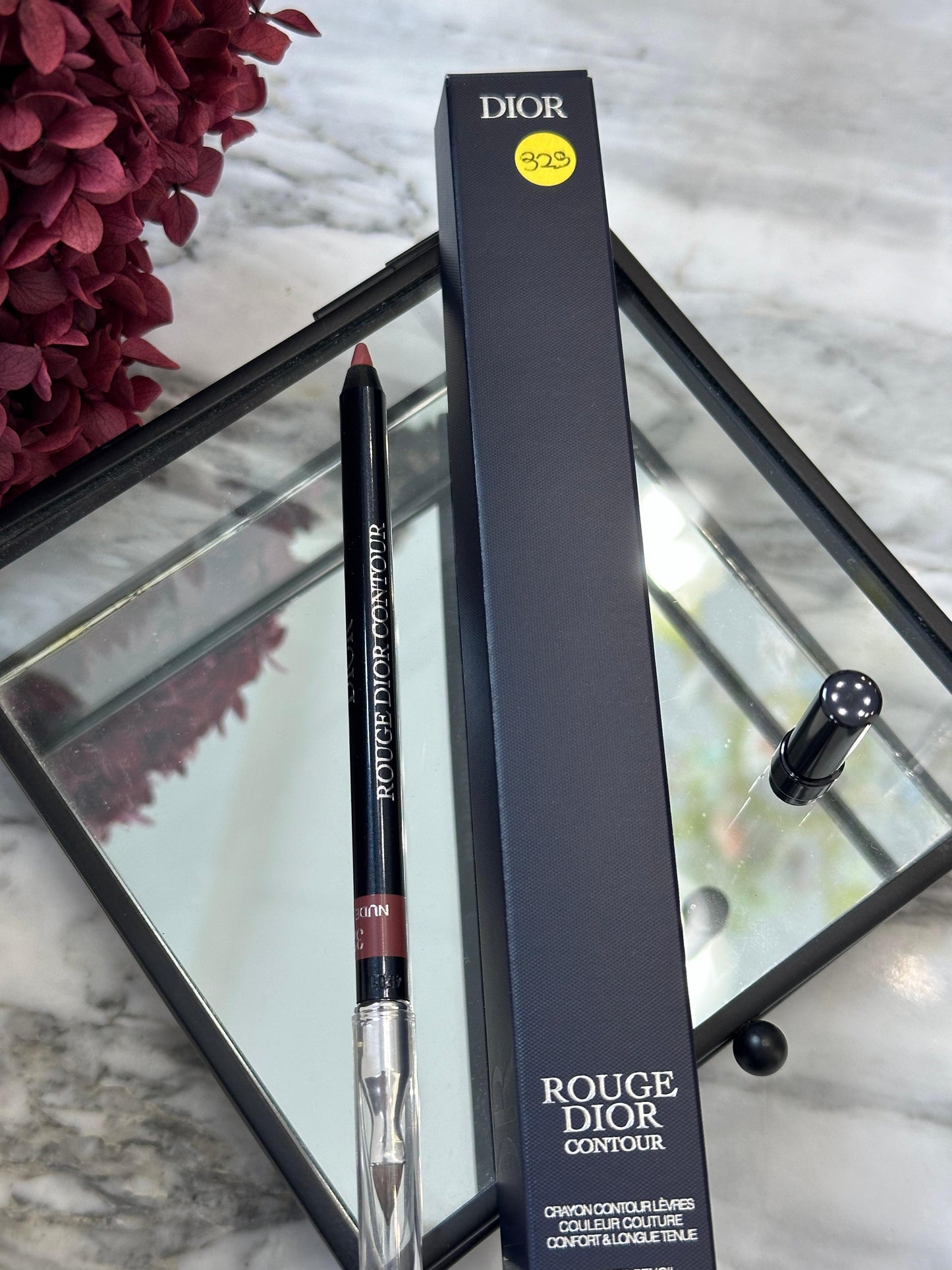 DIOR Rouge Dior Contour Lip Liner
No-Transfer - Comfort and Long Wear