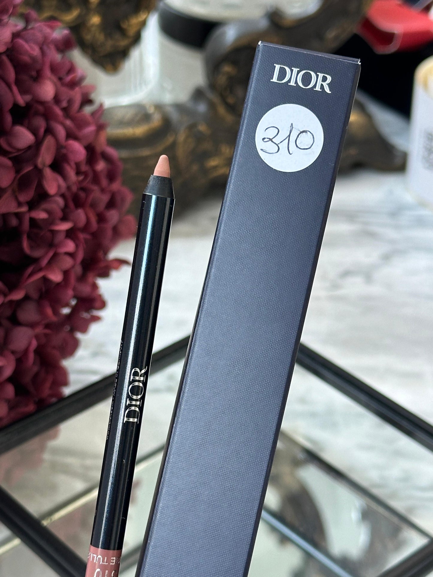 DIOR Rouge Dior Contour Lip Liner
No-Transfer - Comfort and Long Wear