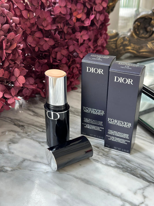 DIOR Forever Skin Perfect
Multi-Use Foundation Stick - Blur Perfection - 24H Wear and Hydration