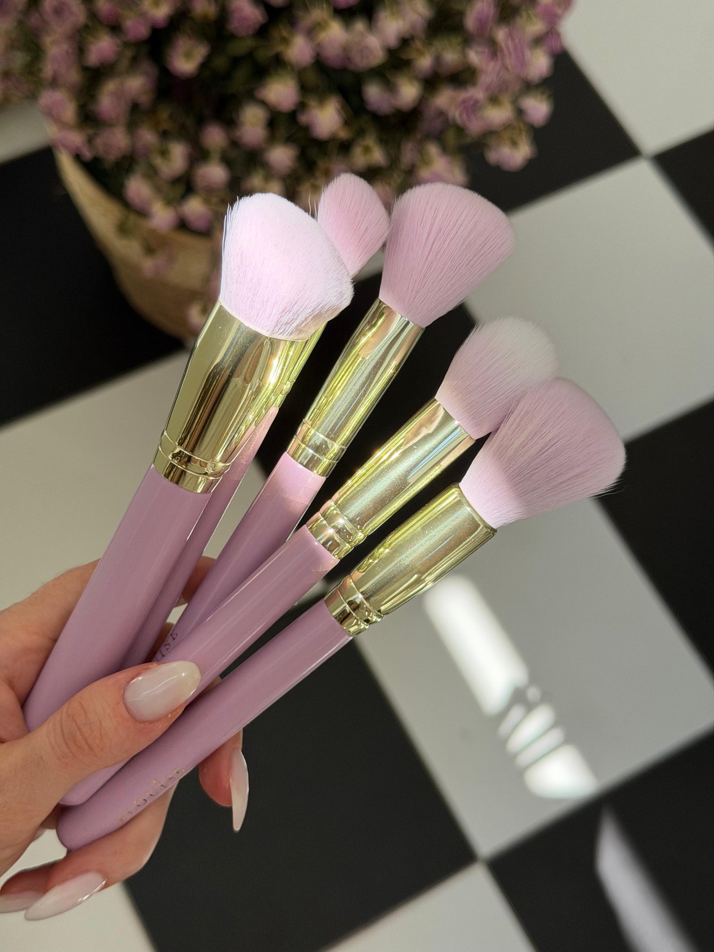 P.LOUISE Precision Puffs Brush Set