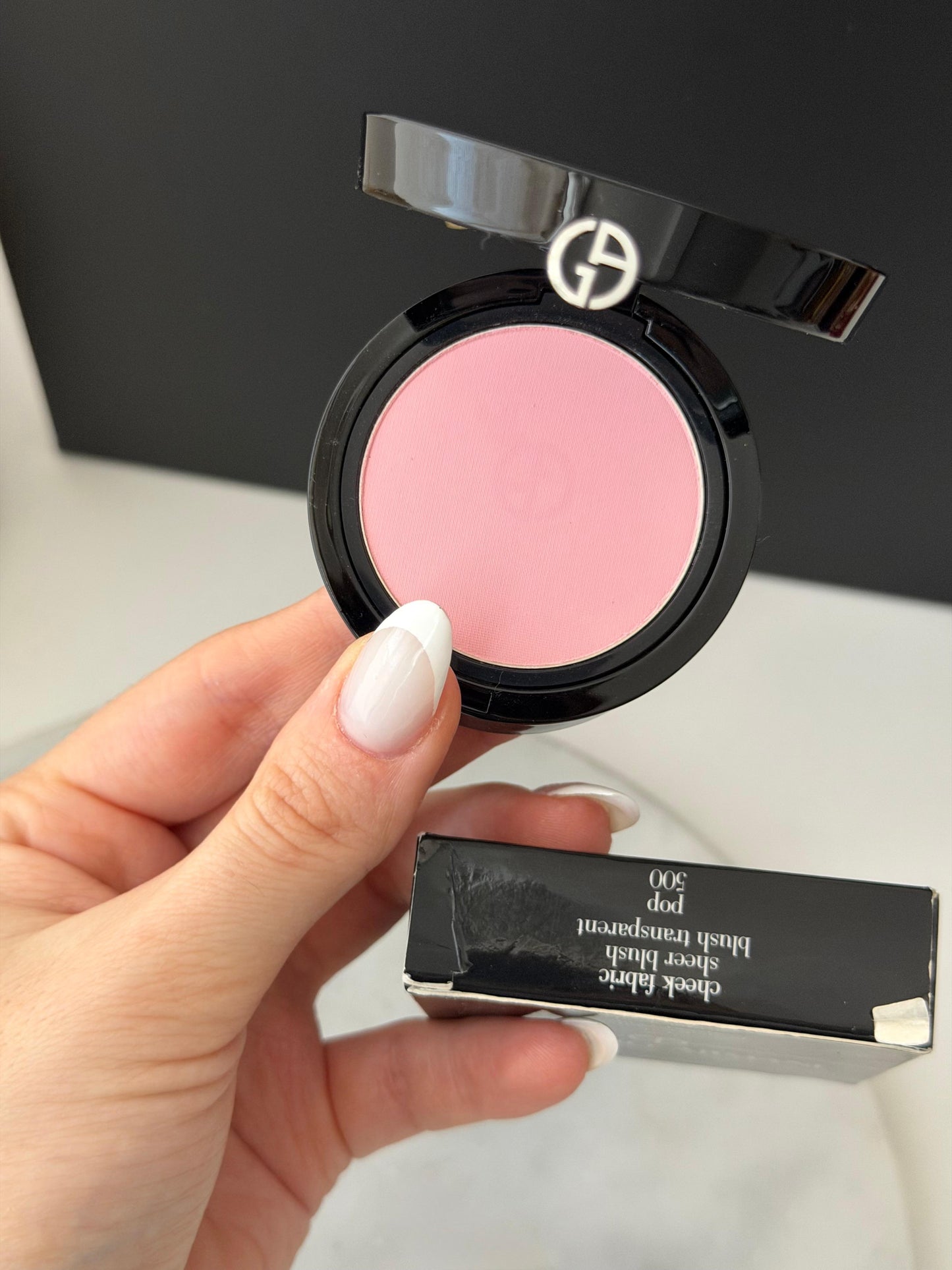 ARMANI
Cheek Fabric Sheer Blush (500)