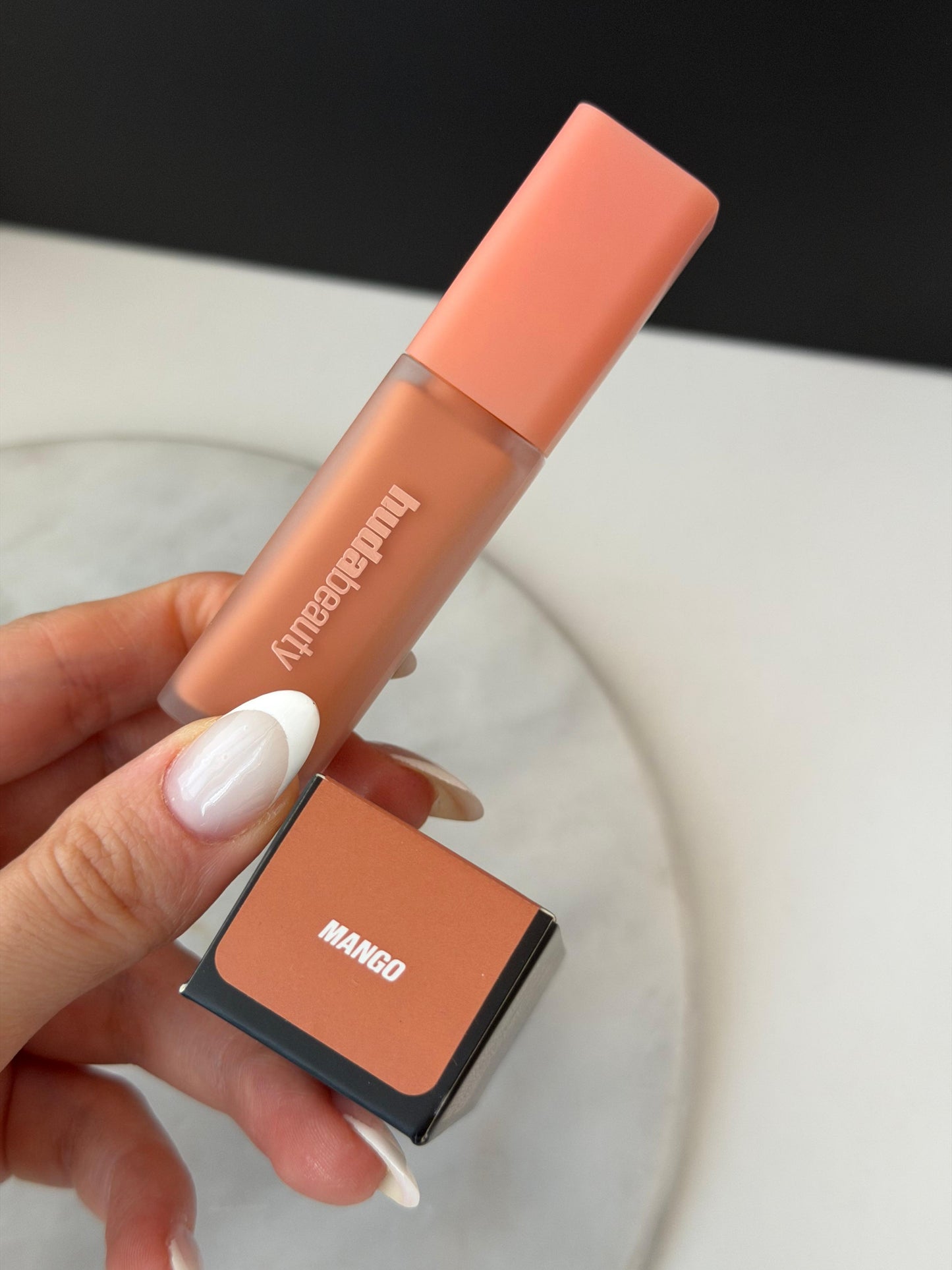 HUDA BEAUTY FauxFilter Luminous Matte Concealer - Mango