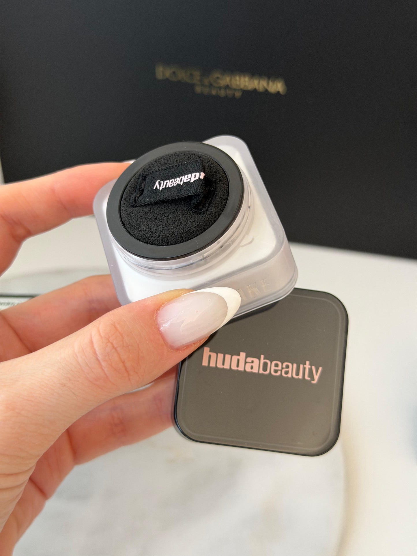 HUDA BEAUTY Baby Bake Mini Loose Baking & Setting Powder - Sugar Cookie