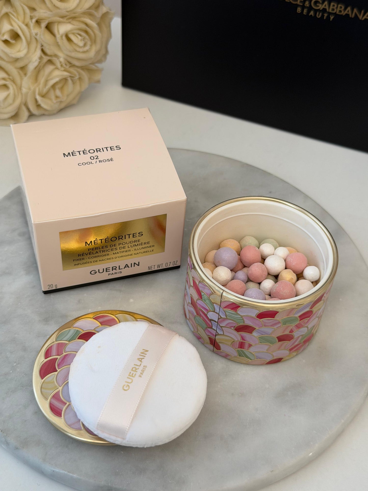 GUERLAIN Météorites Light-Revealing Pearls Of Powder
Correct, Mattify, Illuminate (02)