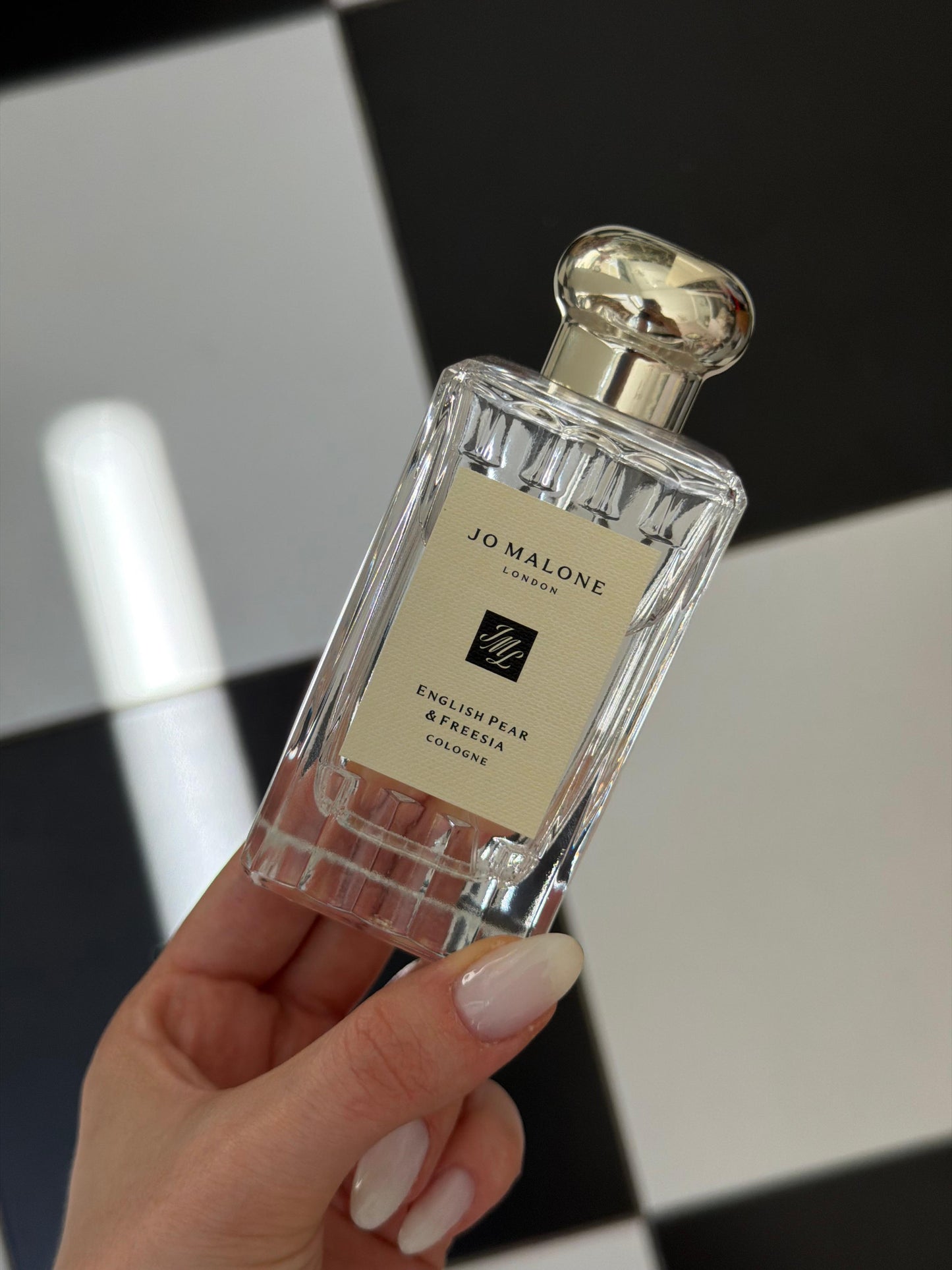 JO MALONE English Pear & Fresia Cologne