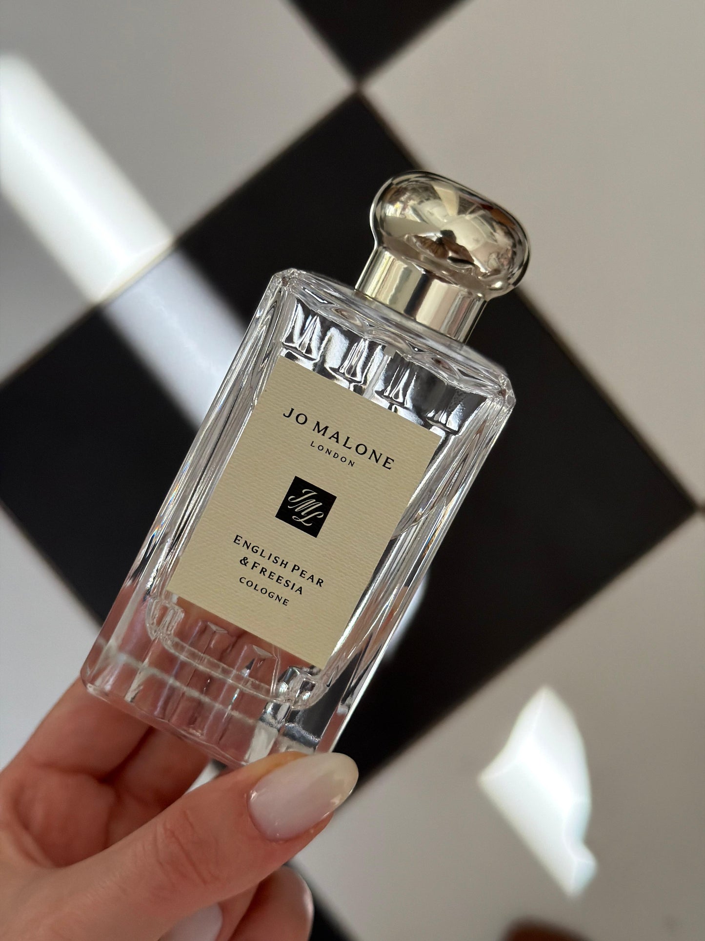 JO MALONE English Pear & Fresia Cologne