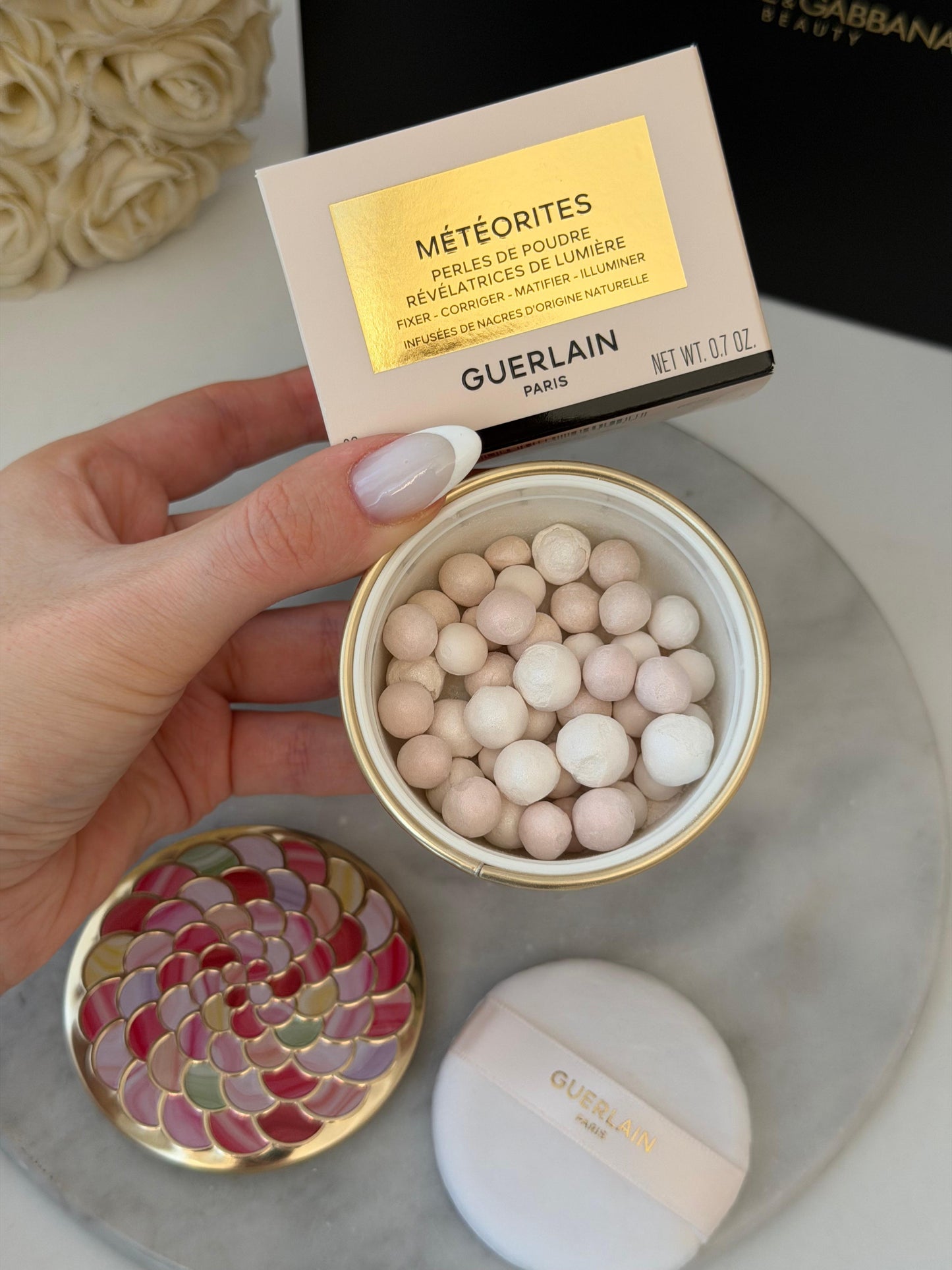 GUERLAIN Météorites Light-Revealing Pearls Of Powder
Correct, Mattify, Illuminate (01)
