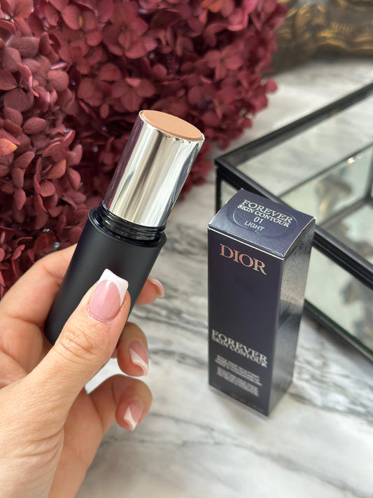 DIOR Forever Skin Contour
Sculpting and Bronzing Face Stick - Seamless Perfection - 24H Wear and Hydration