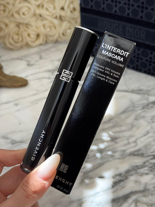 GIVENCHY L’Interdit Mascara 24H Volume & XXL Length (01)