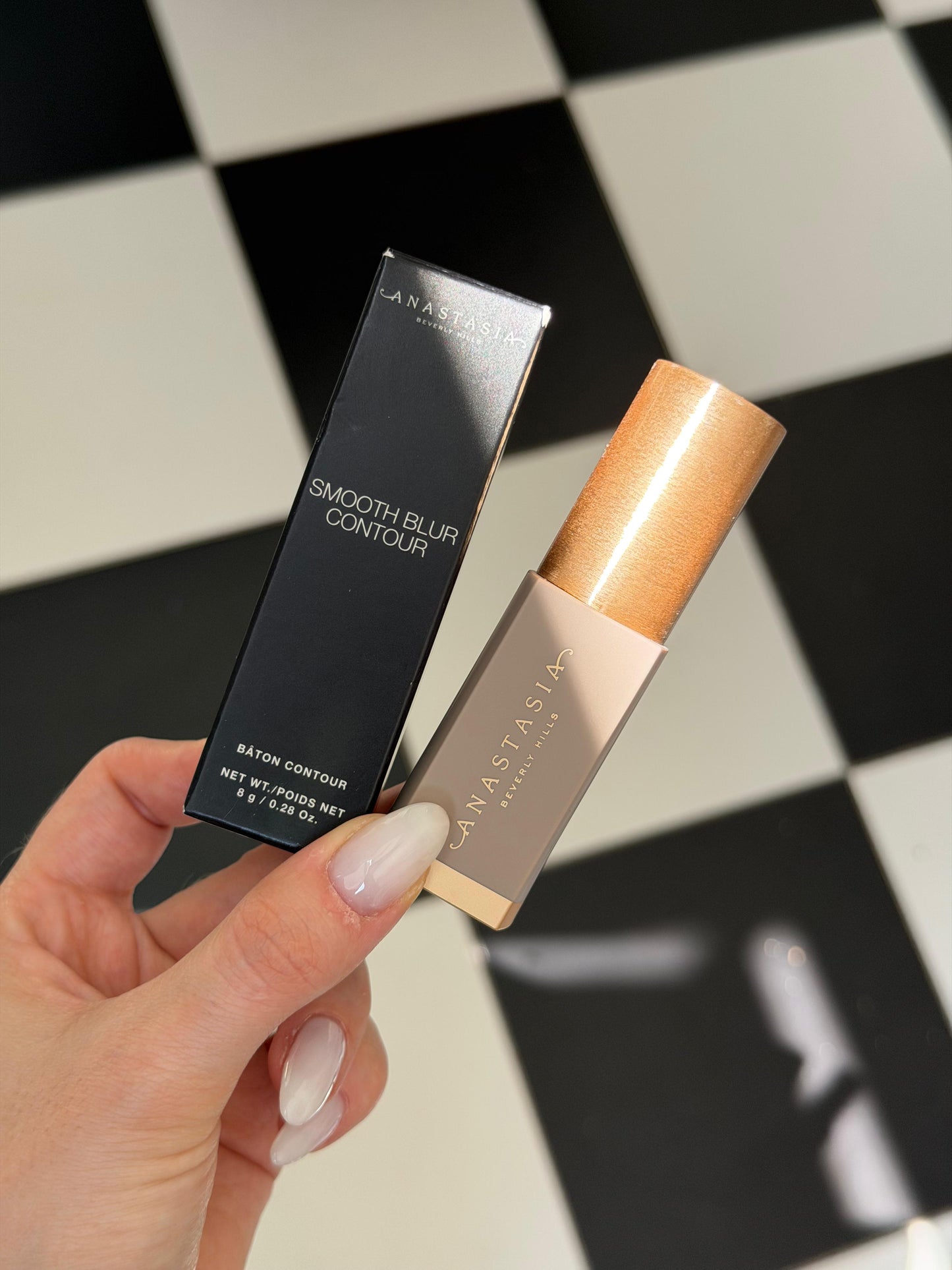 ANASTASIA BEVERLY HILLS Smooth Blur Contour Stick - Halftone