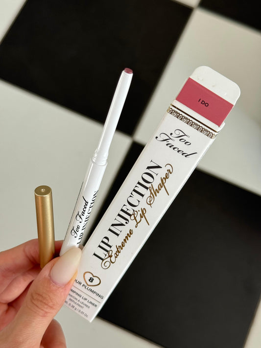 TOO FACED Lip Injection 8H Plumping Lip Liner - I Do