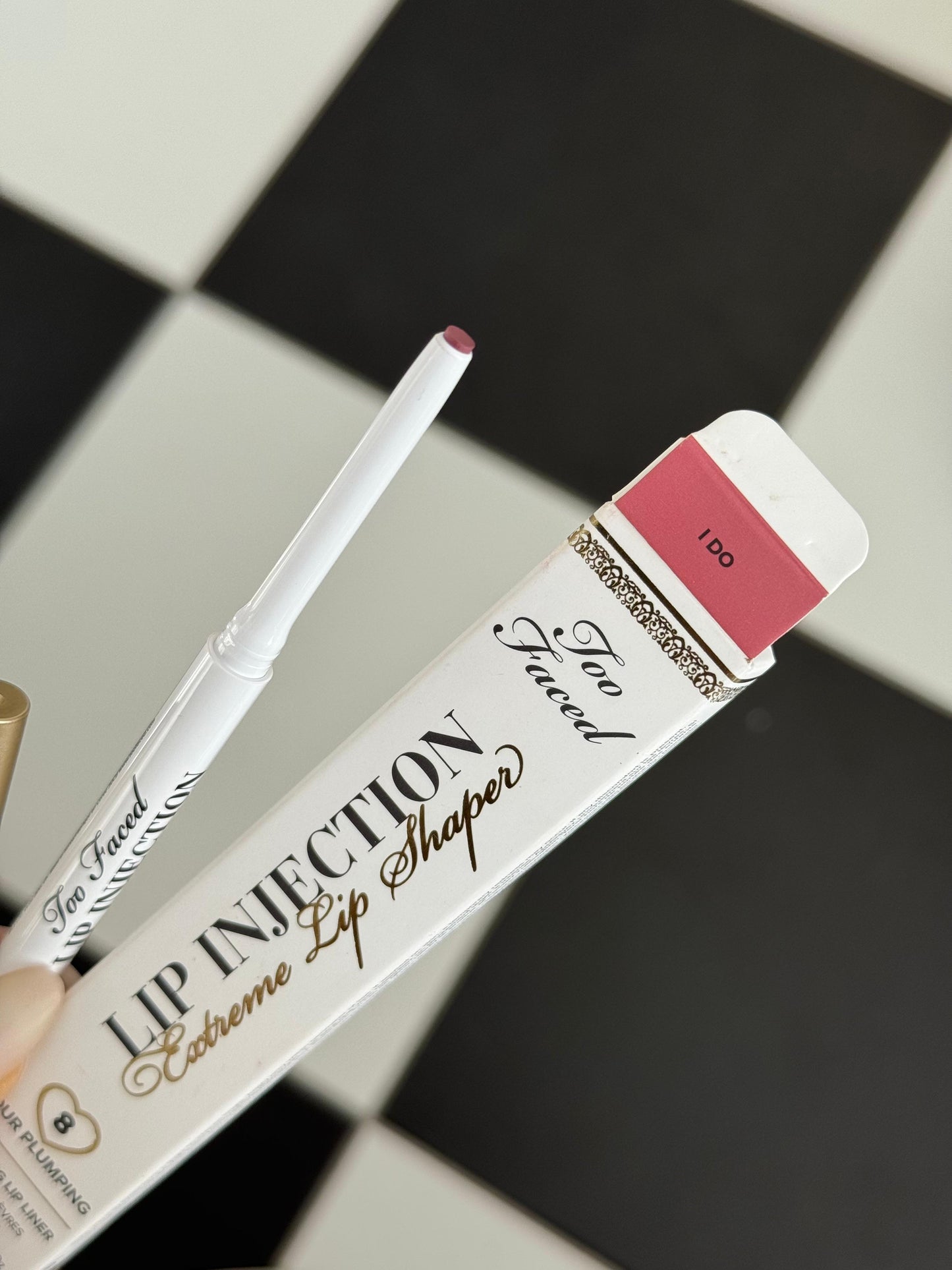 TOO FACED Lip Injection 8H Plumping Lip Liner - I Do