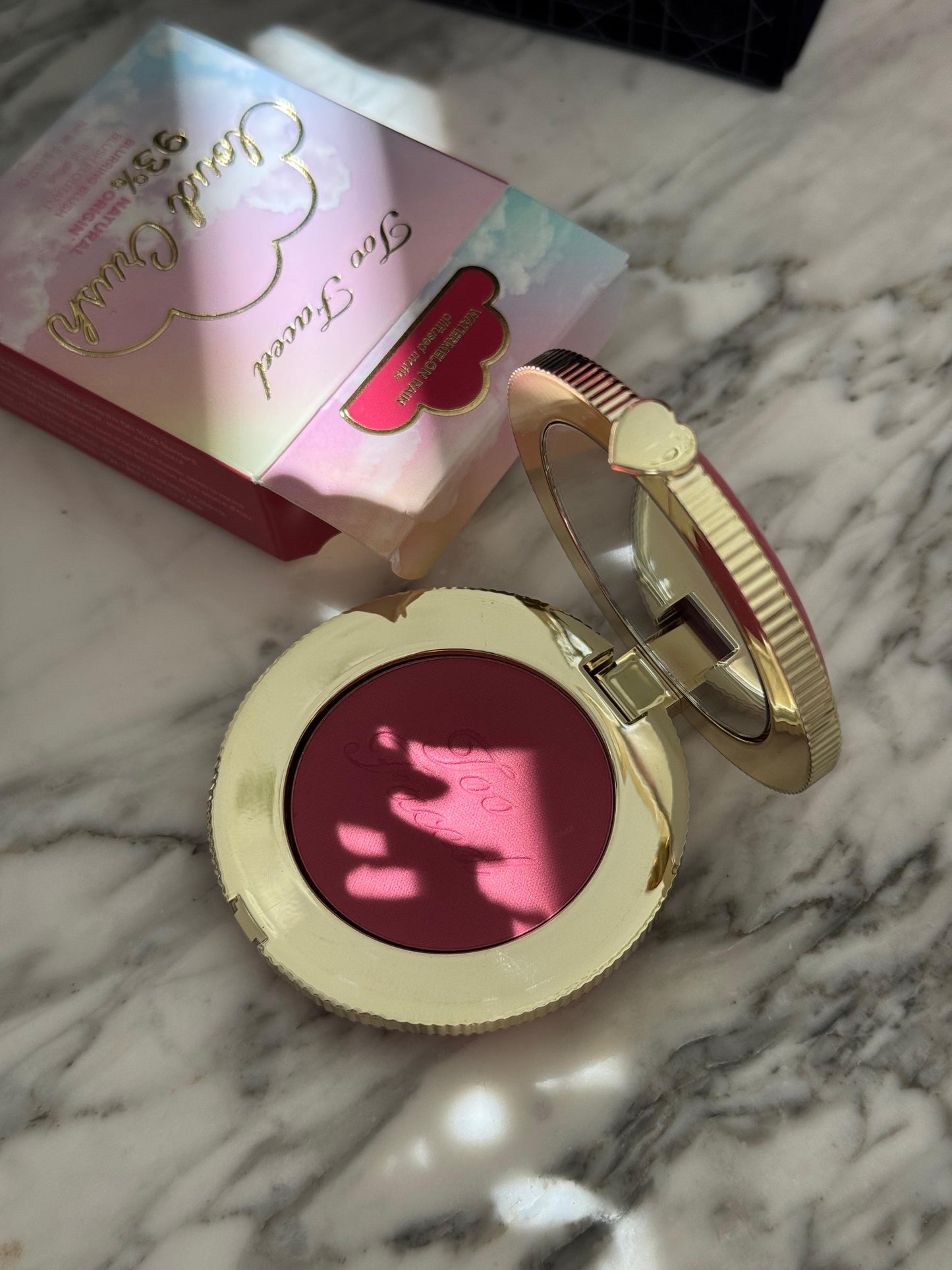TOO FACED Cloud Crush Blush - Watermelon Rain
Velvety Second-Skin Powder Formula