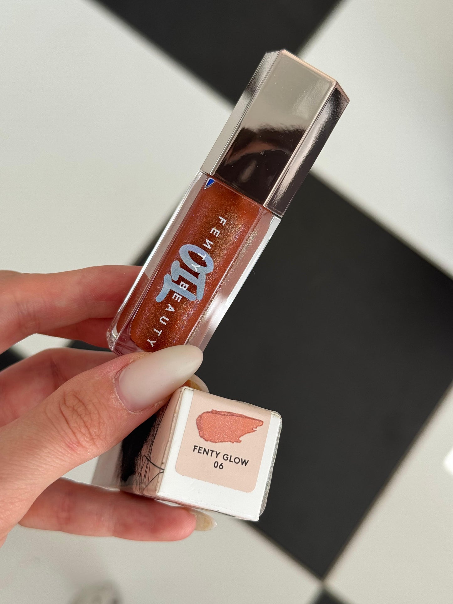 FENTY Gloss Bomb Oil Luminizing Lip Oil ‘N Gloss (06)