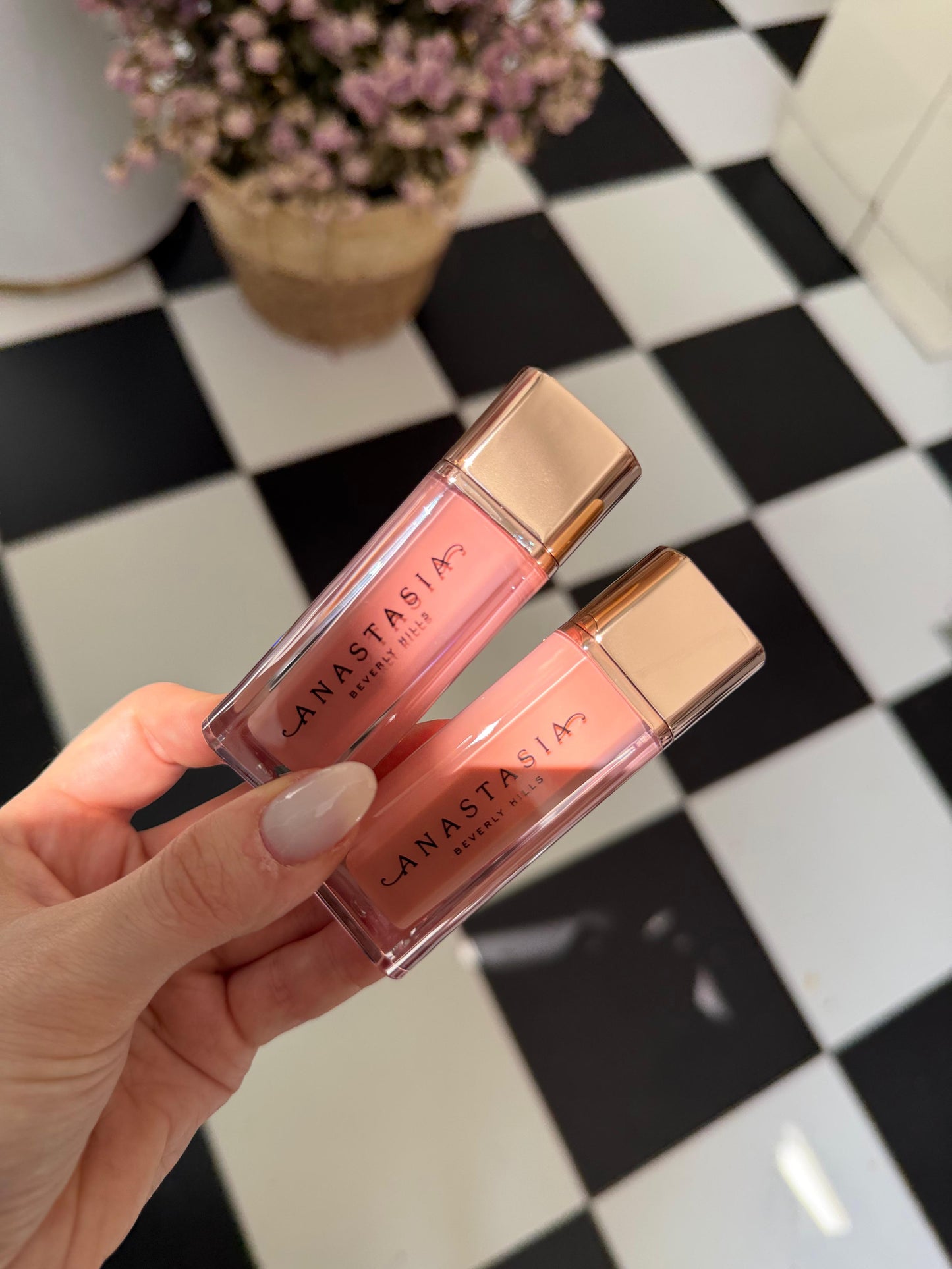 ANASTASIA BEVERLY HILLS Lip Velvet Gloss - Softy