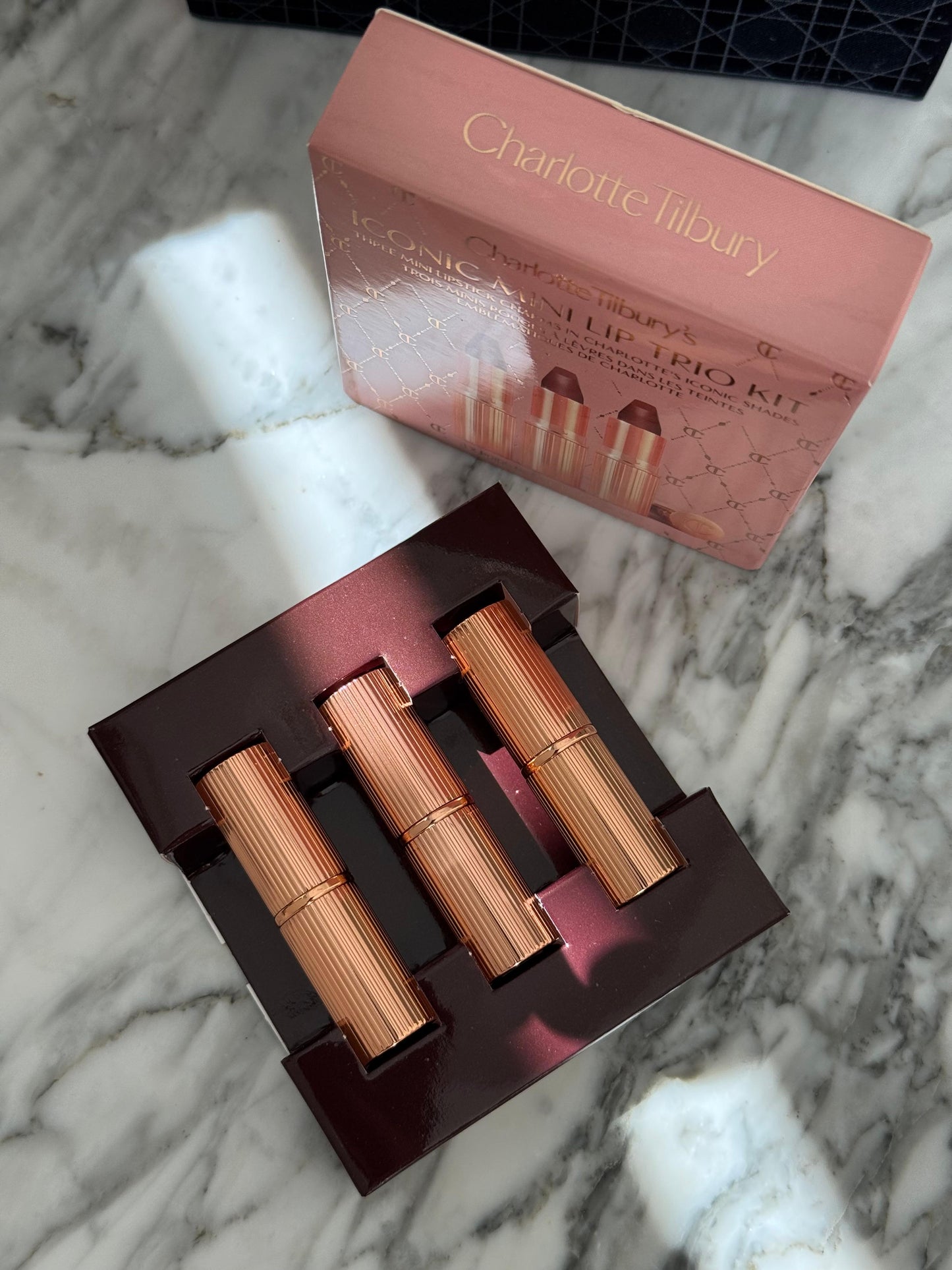 CHARLOTTE TILBURY Iconic Hollywood Lip Trio Kit
Limited Edition