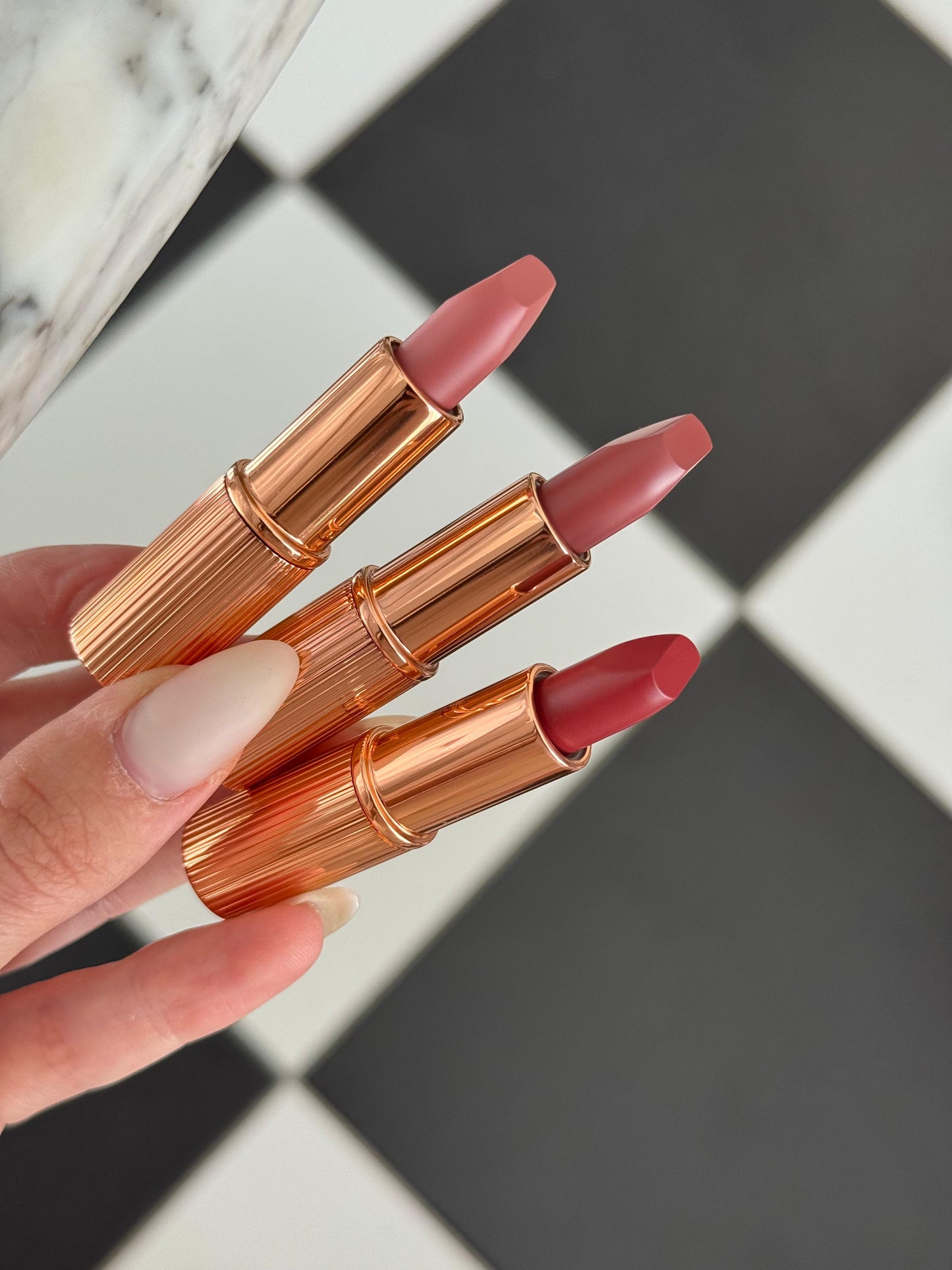 CHARLOTTE TILBURY Iconic Hollywood Lip Trio Kit
Limited Edition