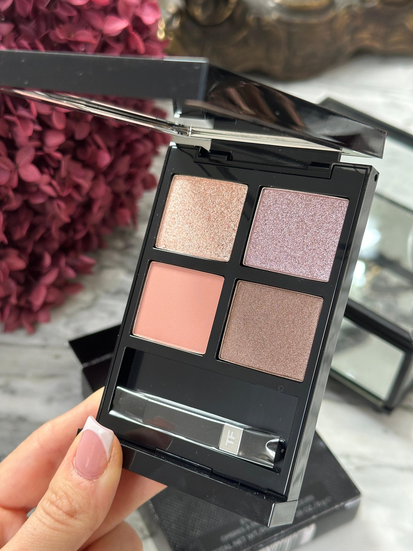 TOM FORD Limited Edition Eyeshadow Black Lacquer Eye Color Quad ~ 27 Meteoric