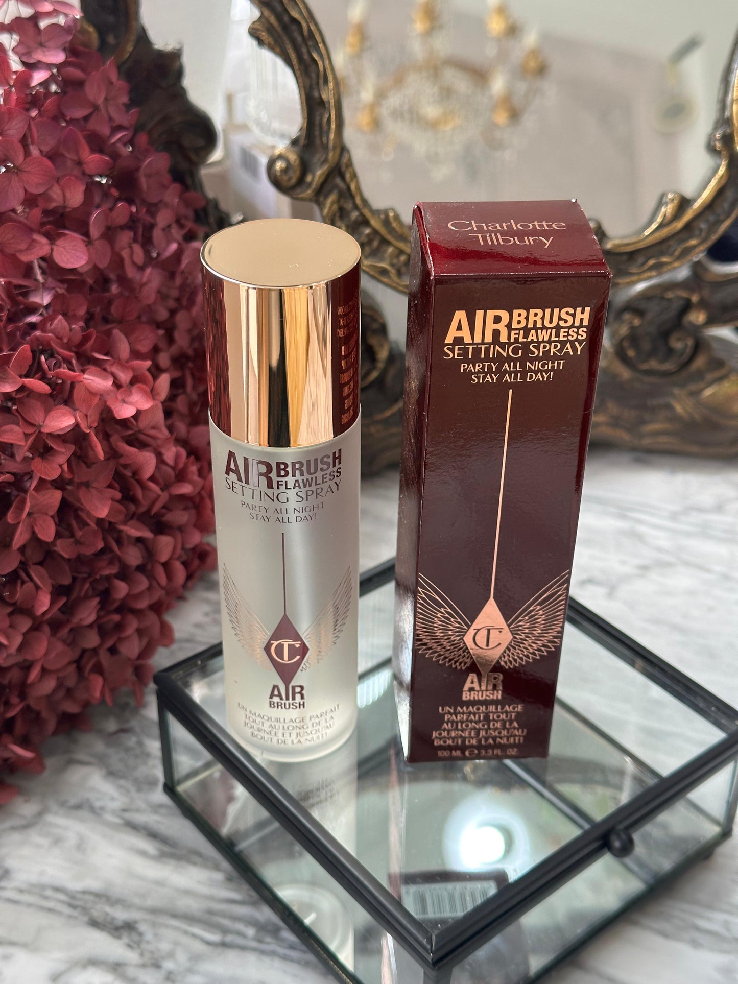 CHARLOTTE TILBURY
Airbrush Flawless Setting Spray