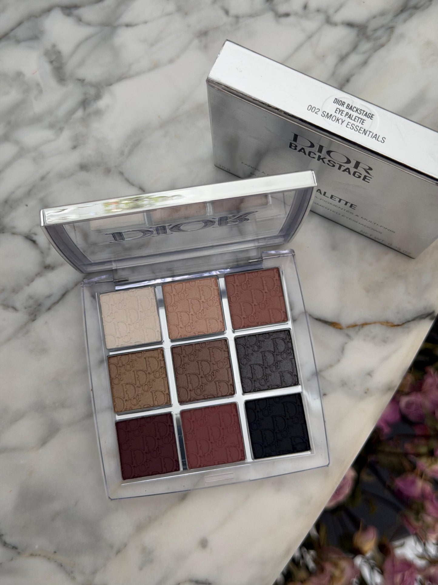DIOR Backstage Eye Palette (002)
Eye Palette - Multi-Finish Ultra Pigmented Eyeshadows