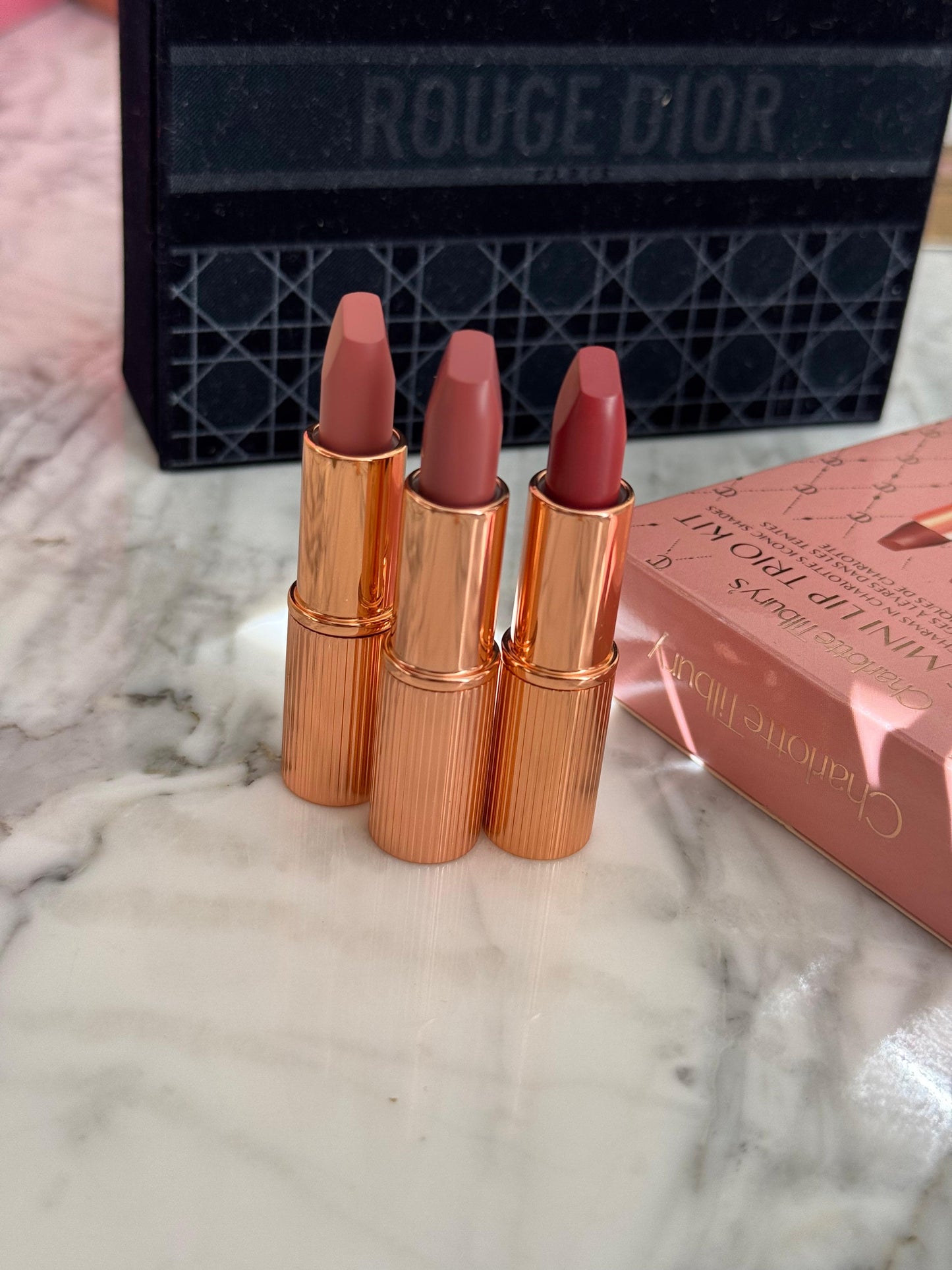 CHARLOTTE TILBURY Iconic Hollywood Lip Trio Kit
Limited Edition